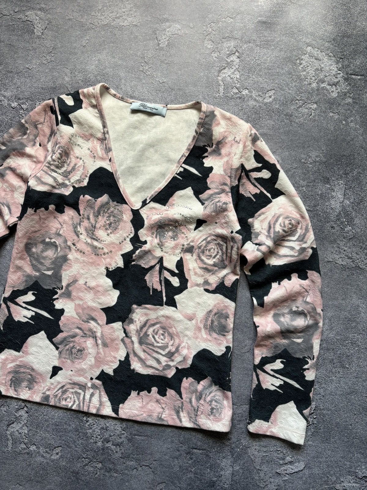 Blumarine Blumarine Floral Rose Rhinestones V-Neck Long Sleeve Top Size L / US 10 / IT 46 - 3 Thumbnail