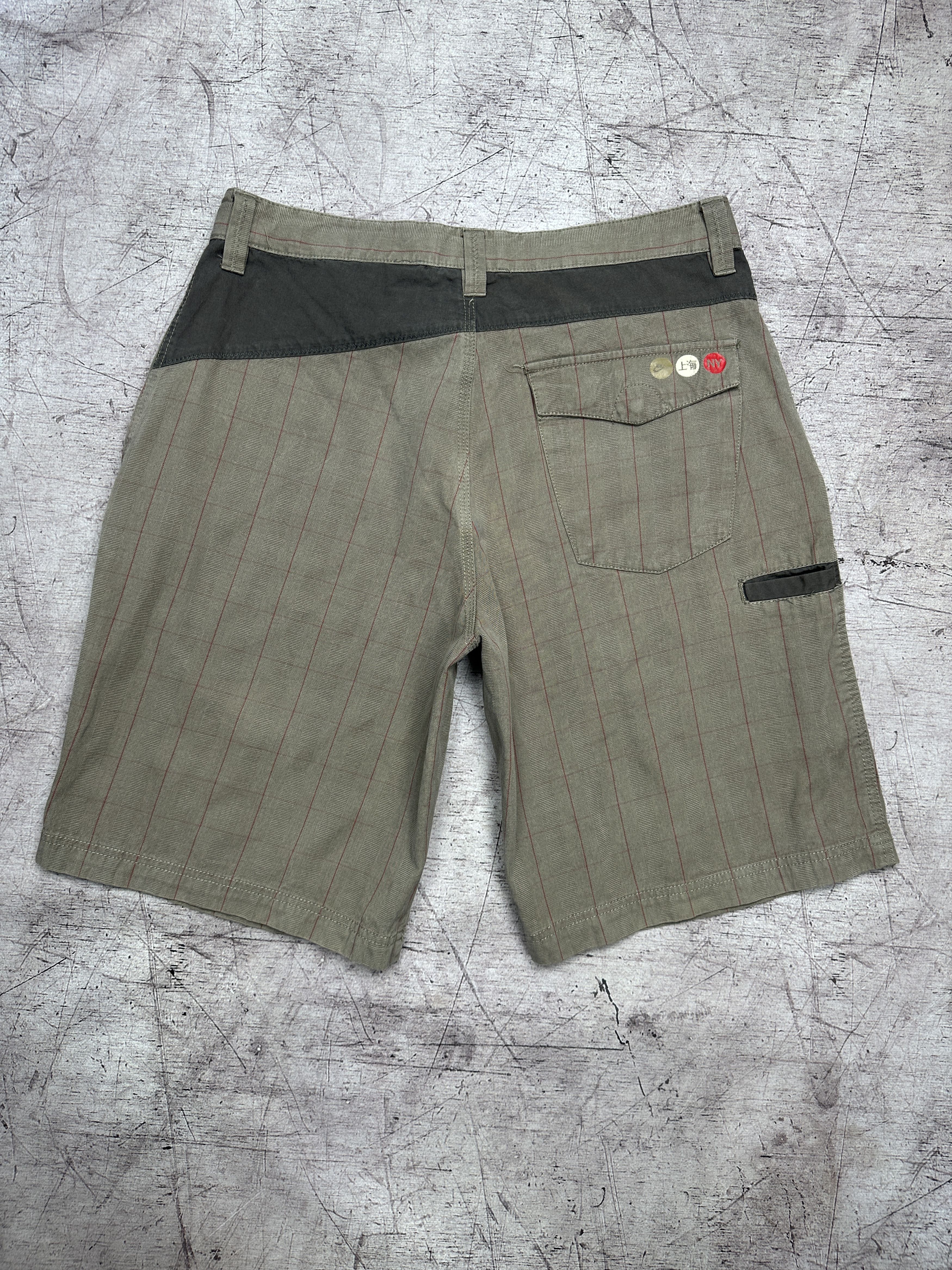 Nike Nike Vintage Mens Cotton Chino Shorts Size US 32 / EU 48 - 8 Thumbnail