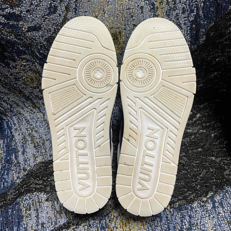 Louis Vuitton Louis Vuitton Trainer Low-Top Sneakers Blue and White -2508 Size US 8 / EU 41 - 4 Thumbnail
