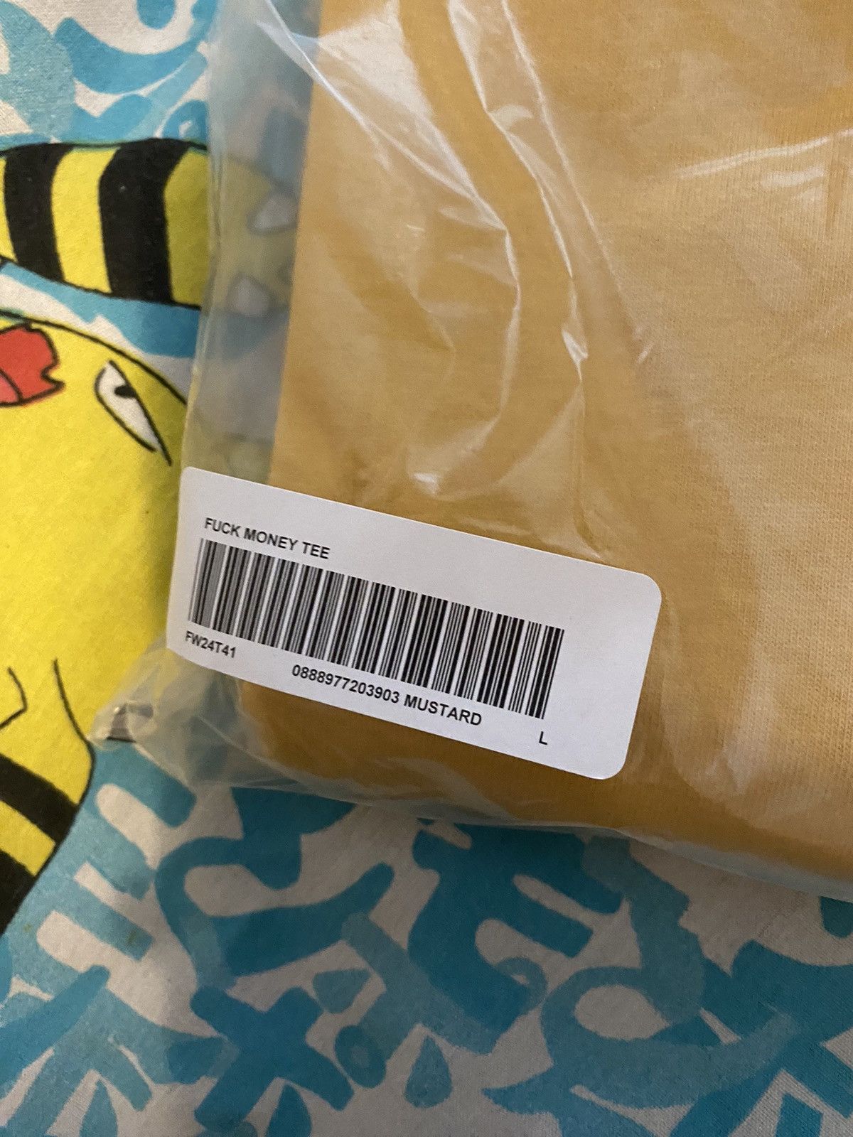 Supreme Supreme Fuck Money Tee Size Large Mustard Size US L / EU 52-54 / 3 - 6 Thumbnail