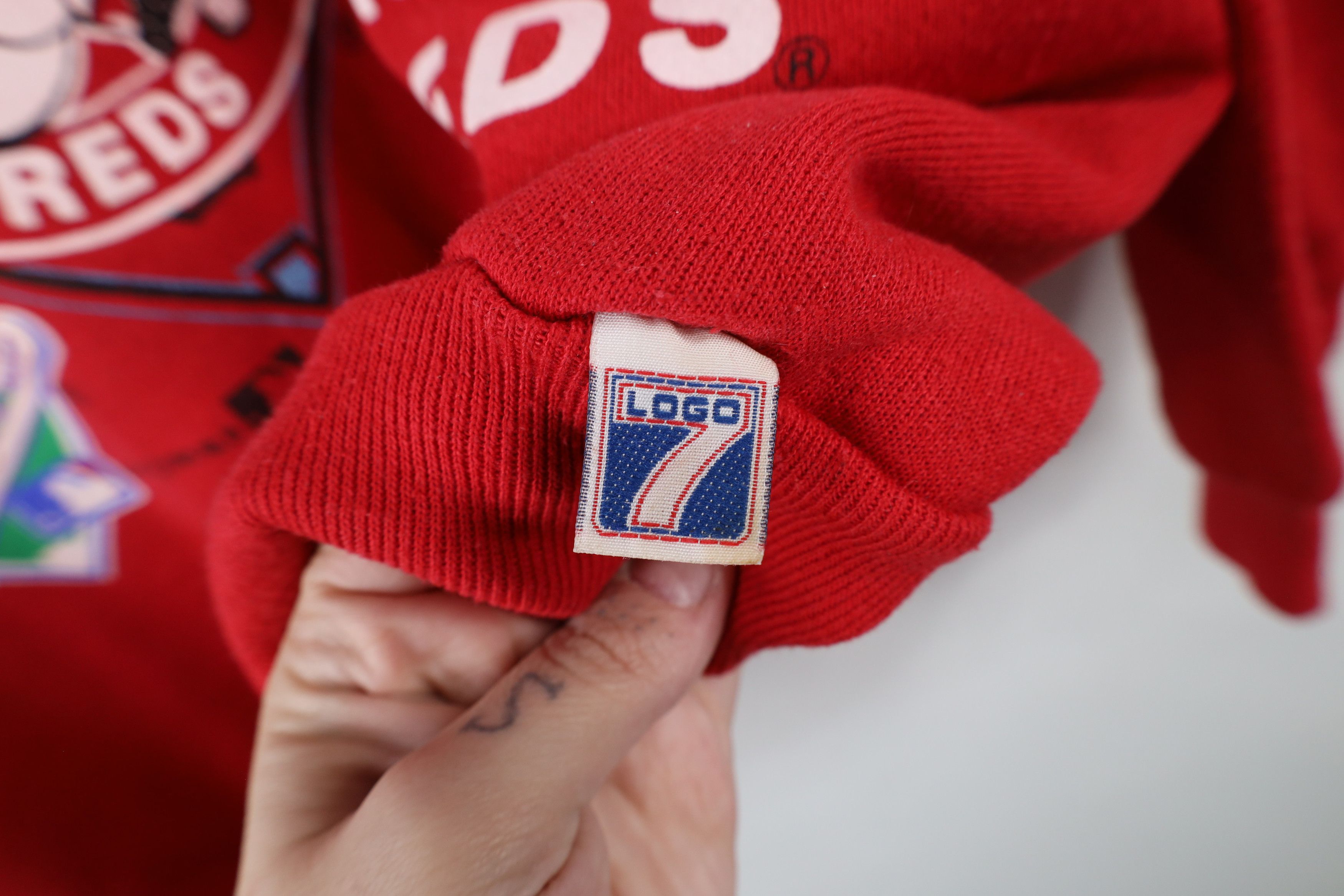 Vintage Vintage Champs Cincinnati Reds Baseball Sweatshirt USA Red Size US XL / EU 56 / 4 - 4 Thumbnail