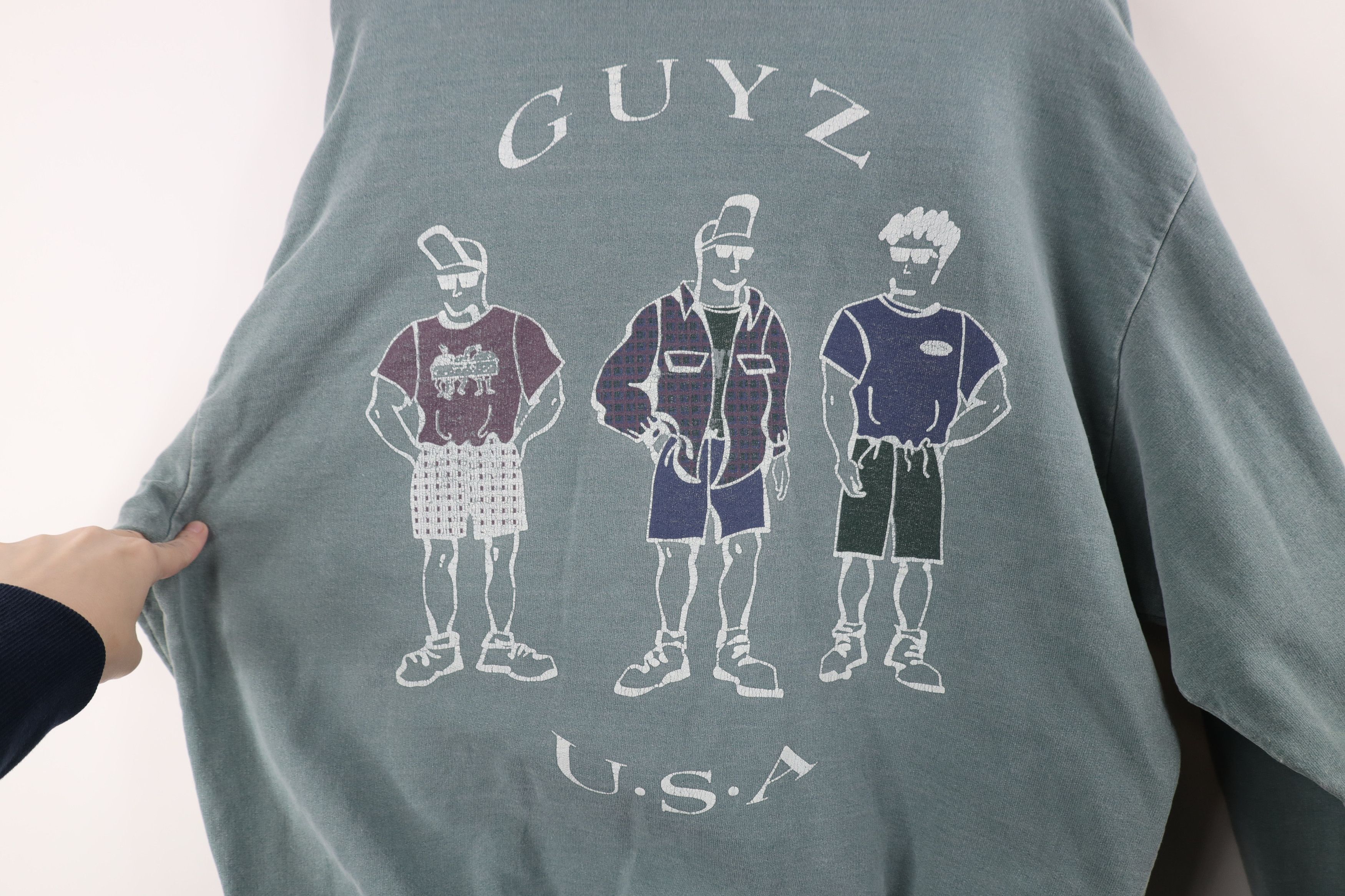 Vintage Vintage 90s Streetwear Guyz Skateboards Sweatshirt USA Size US M / EU 48-50 / 2 - 12 Thumbnail