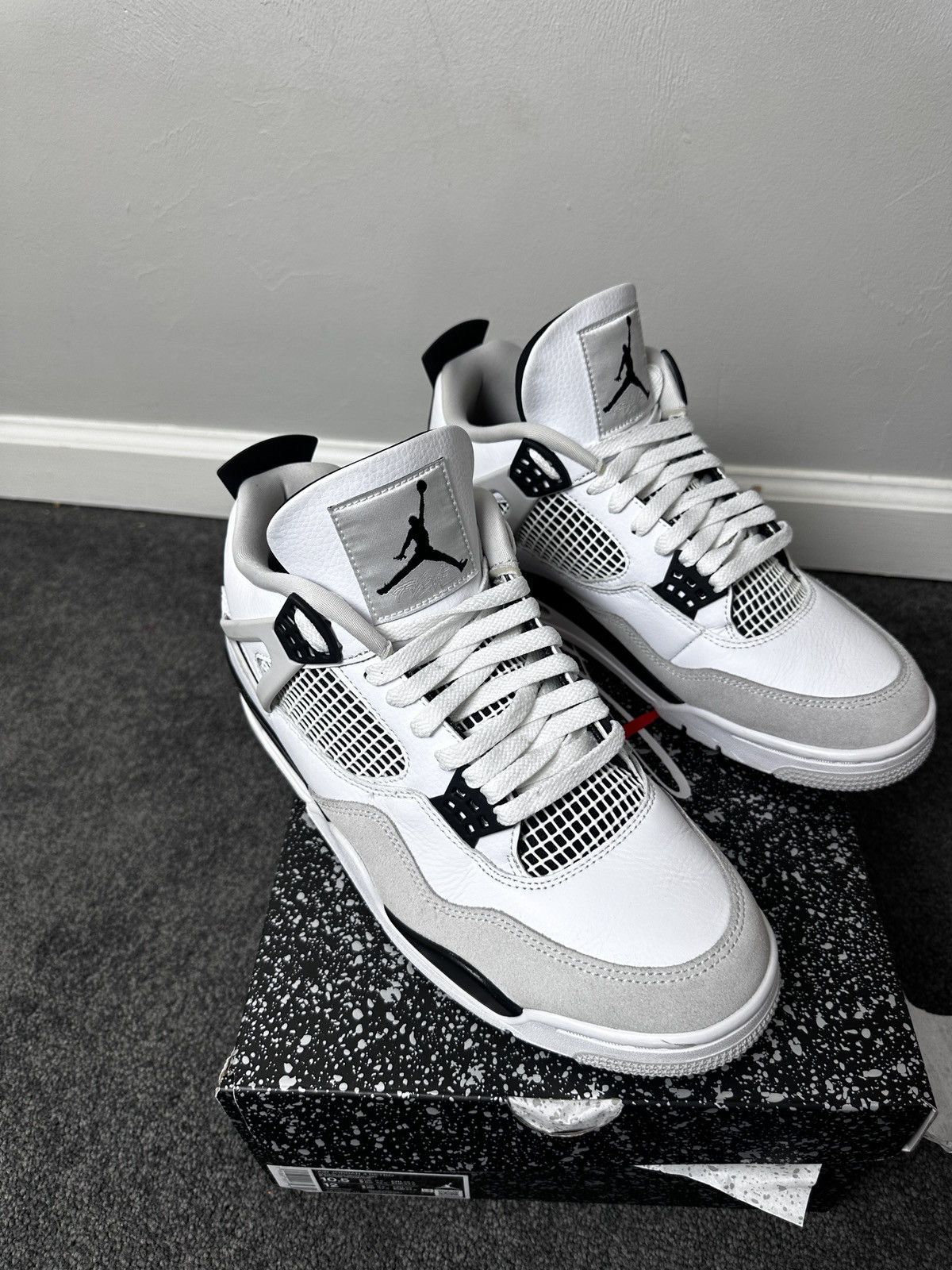Jordan Brand Jordan 4 Retro- Military black Size US 10.5 / EU 43-44 - 7 Thumbnail