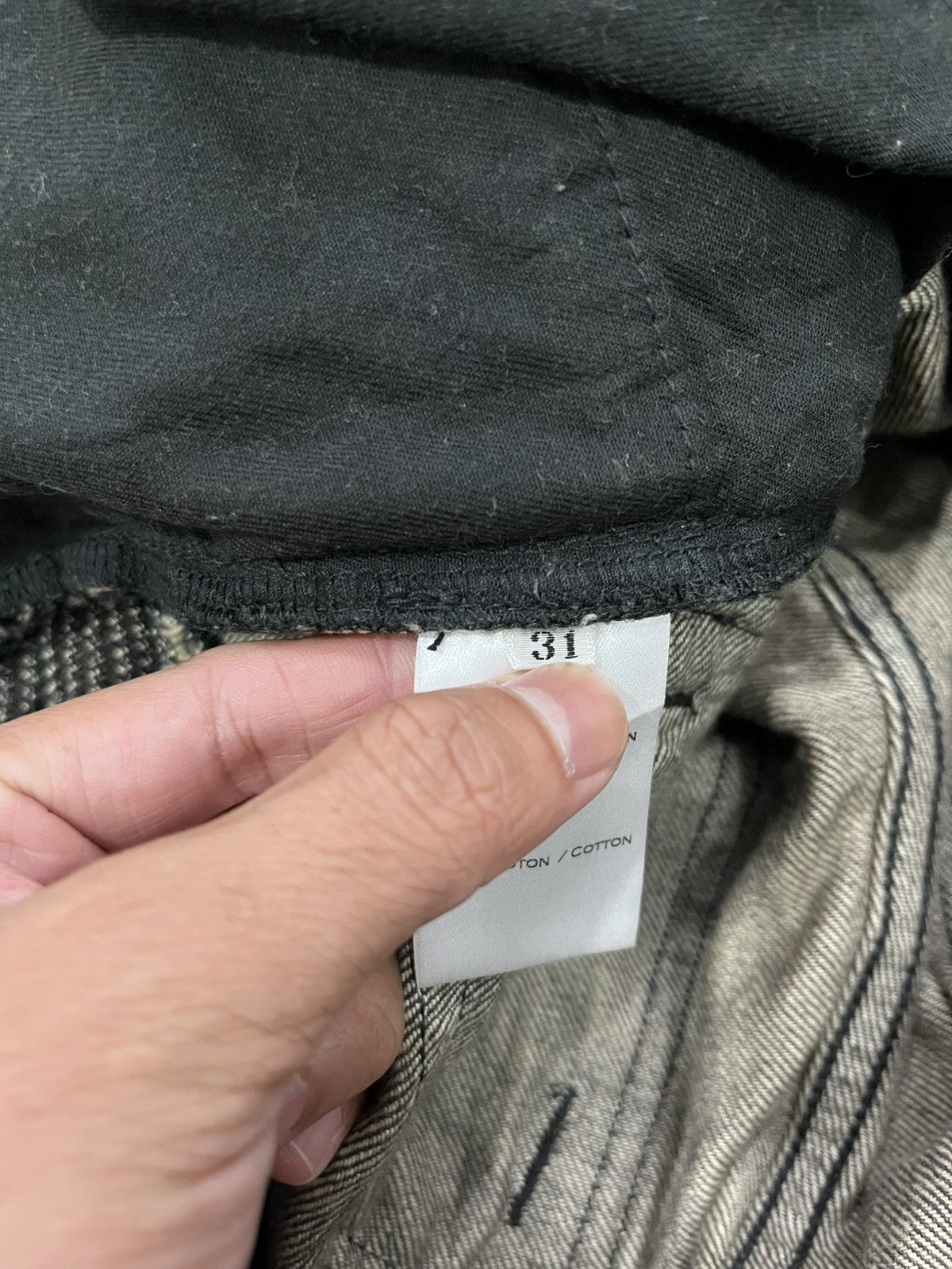 Balmain Balmain black stone wash decarnin Size US 33 - 3 Thumbnail