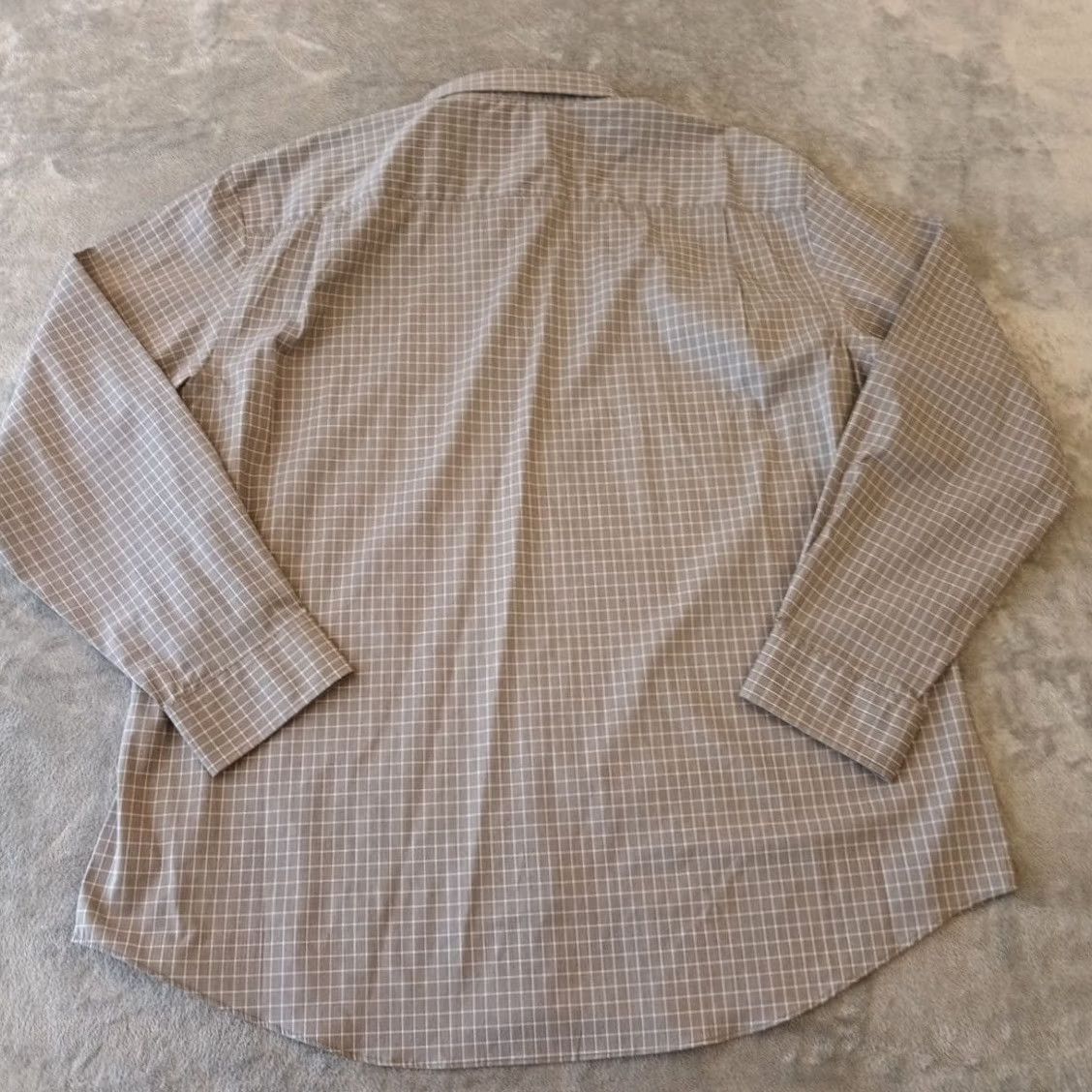 Van Heusen Van Heusen Shirt Mens 2XL Gray Check Long Sleeve Button-Up Cotton Blend Regular Size US XXL / EU 58 / 5 - 2 Thumbnail