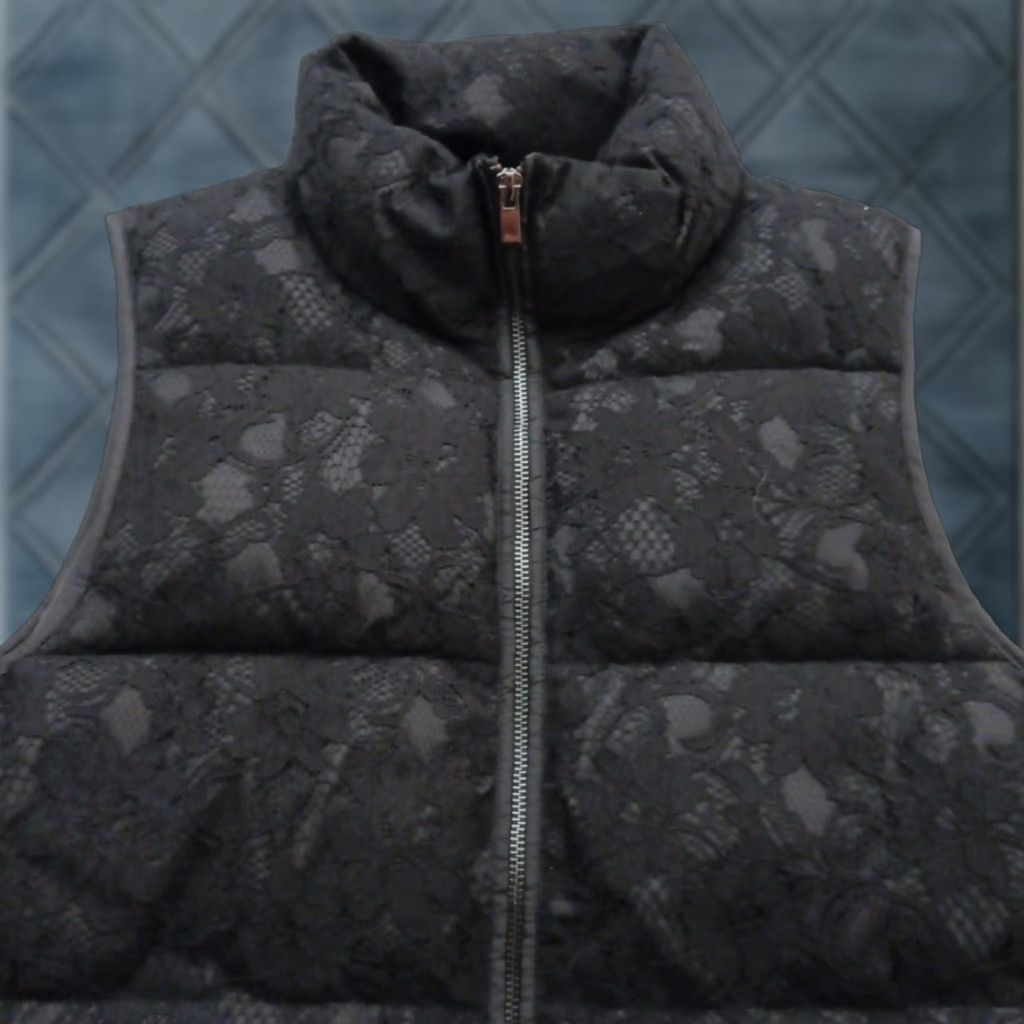 Banana Republic Banana Republic Puffer Vest Womens Medium Black Floral Lace Pockets Size M / US 6-8 / IT 42-44 - 1 Thumbnail