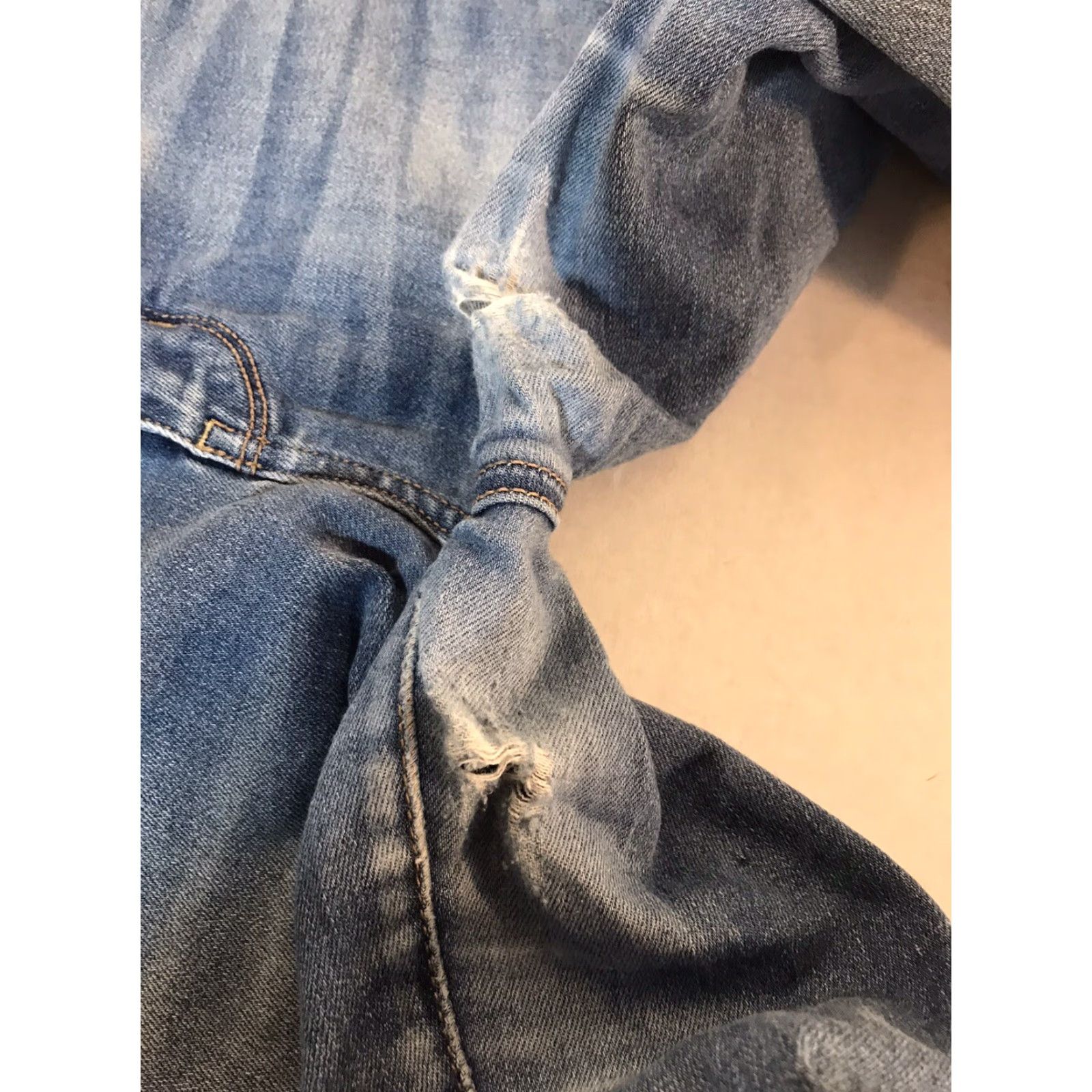 American Eagle Outfitters American Eagle Outfitters Light Wash High Rise Jeggings Women’s Regular Size 6 Blue Denim Size 28" / US 6 / IT 42 - 6 Thumbnail