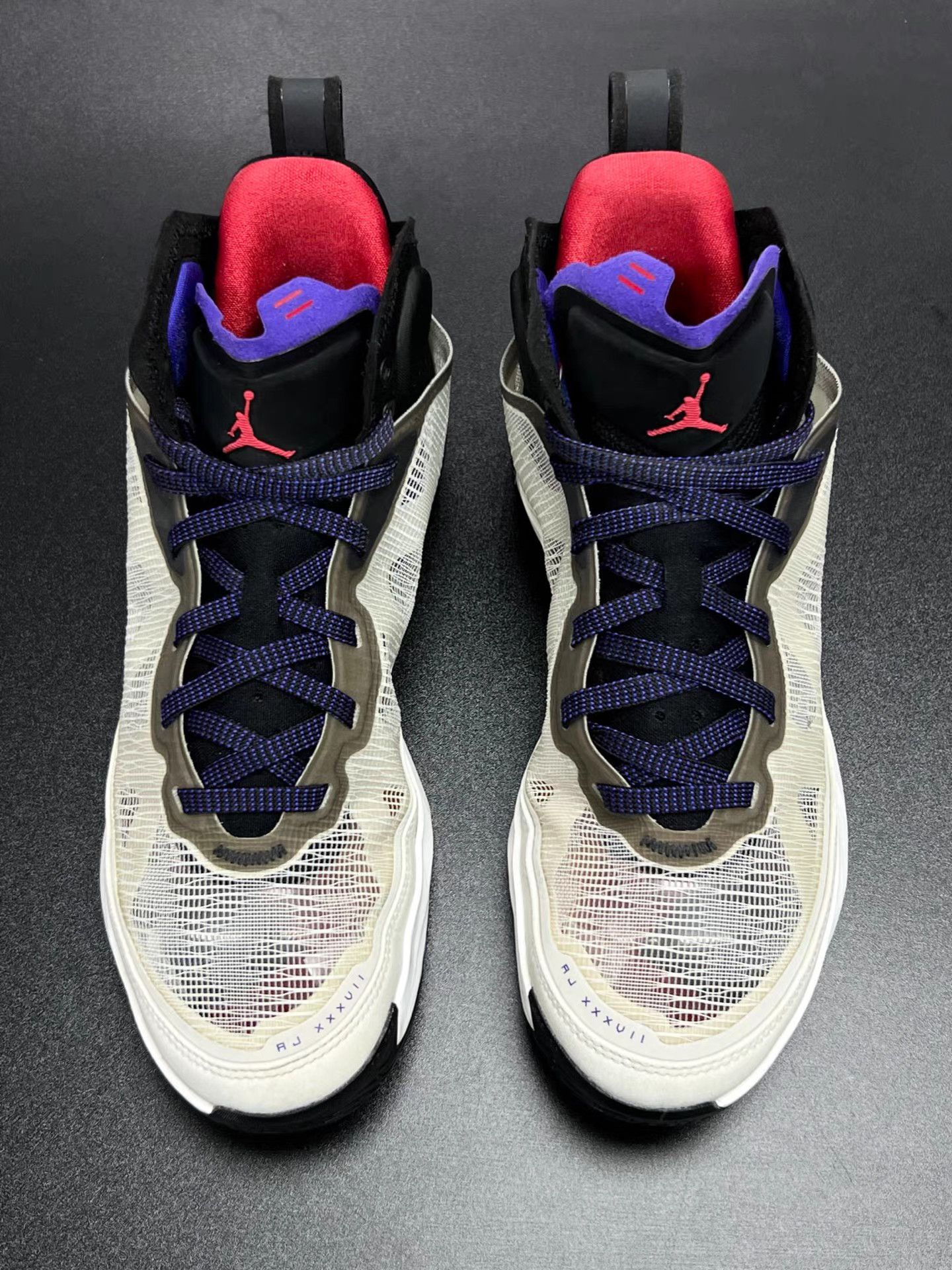 Jordan Brand Air Jordan 37 Basketball Shoes K15 Size US 7.5 / EU 40-41 - 3 Thumbnail