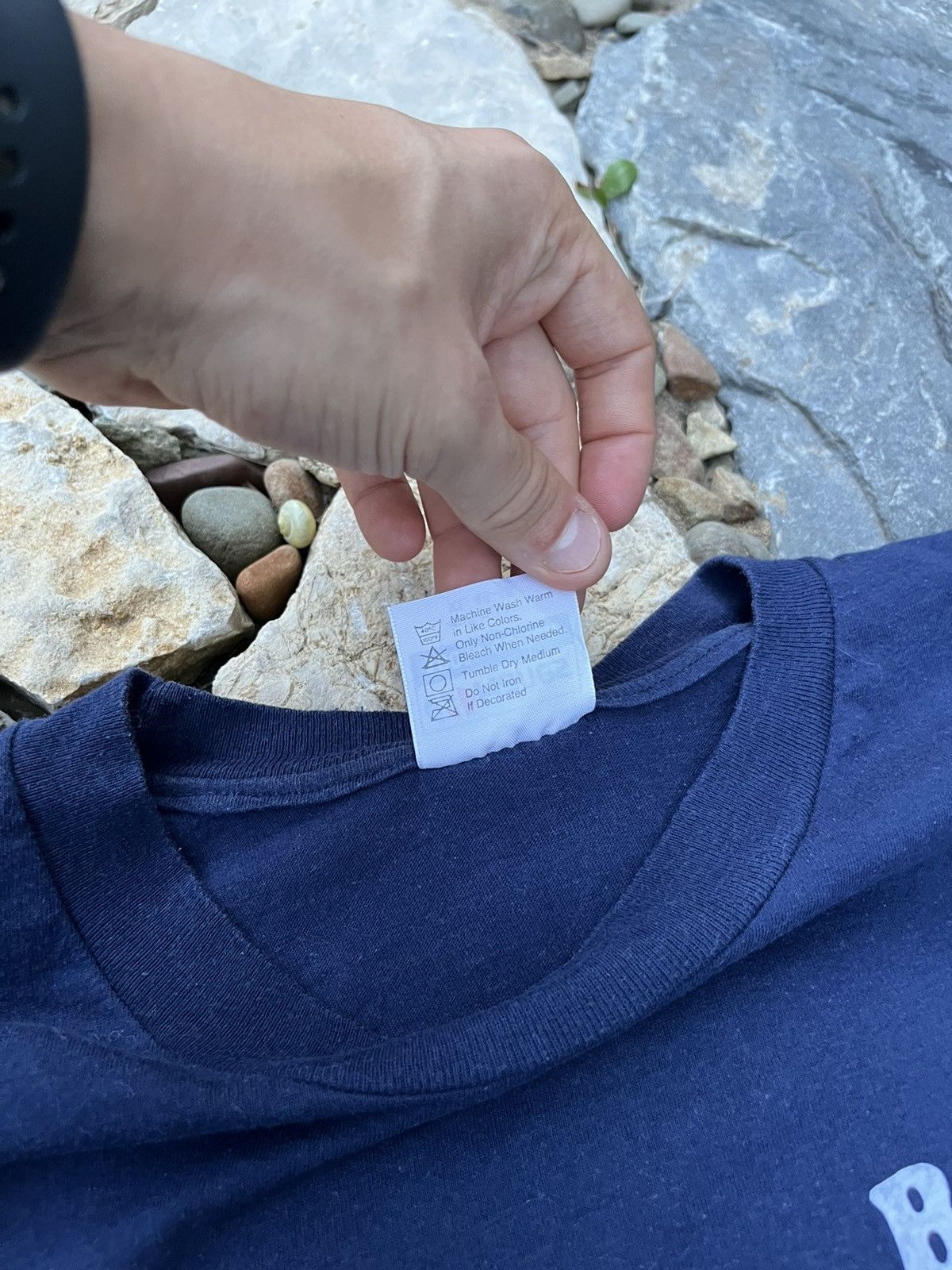 Hanes × Vintage Hanes 90s navy cotton basic tee t-shirt connected blue jeans Size US L / EU 52-54 / 3 - 14 Thumbnail