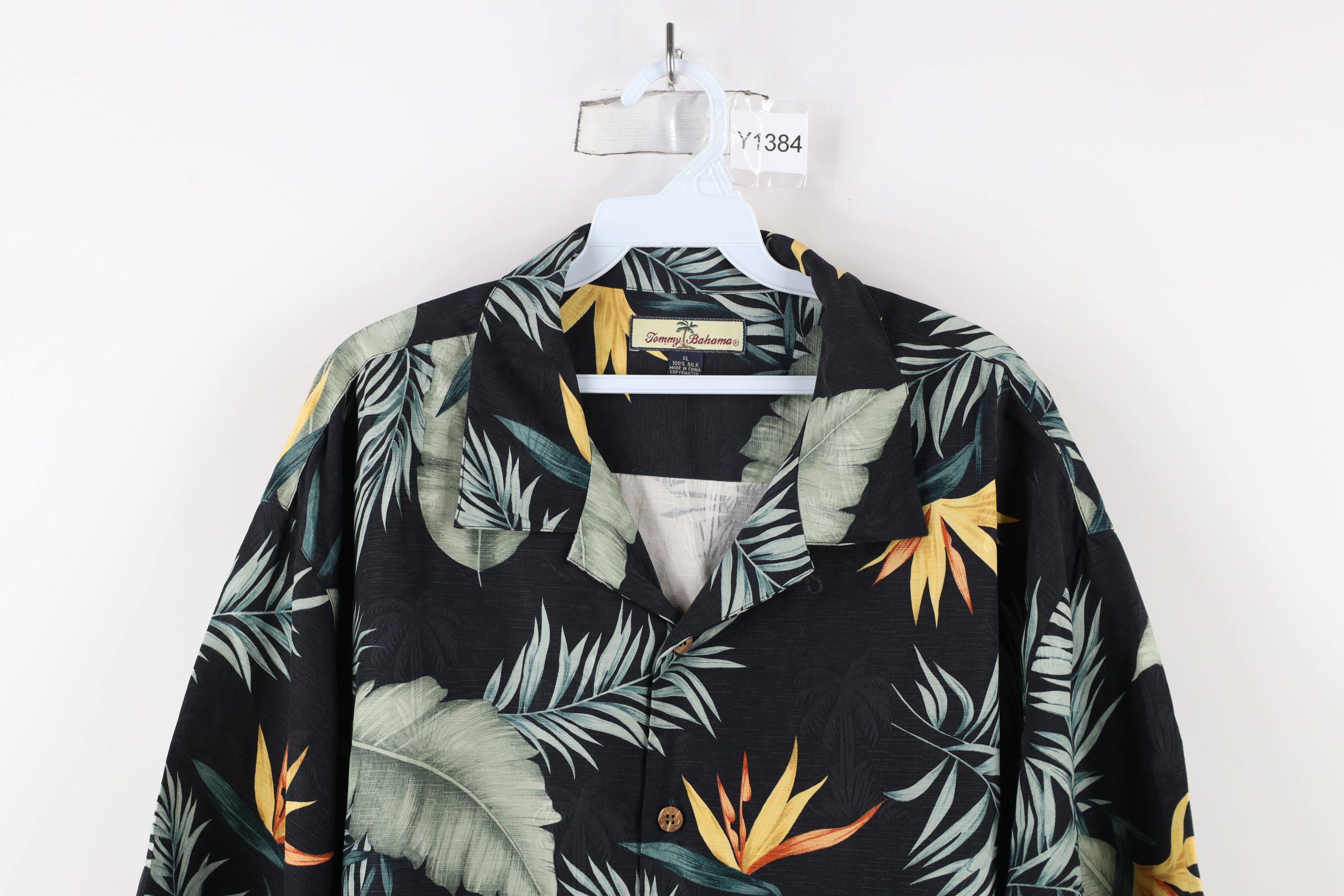 Tommy Bahama × Vintage Vintage 90s Tommy Bahama Looped Collar Hawaiian Button Shirt Size US XL / EU 56 / 4 - 2 Thumbnail
