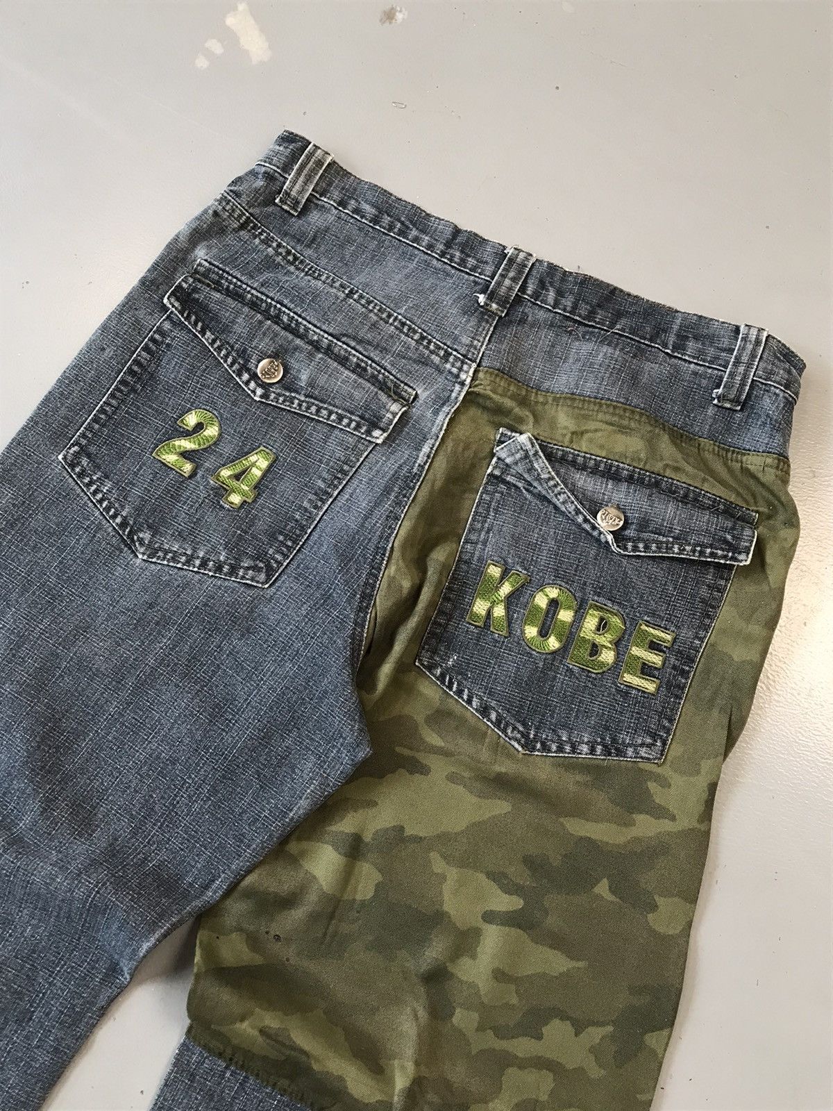 NBA × Vintage Vintage NBA SpellOut embroidered denim Size US 32 / EU 48 - 8 Thumbnail
