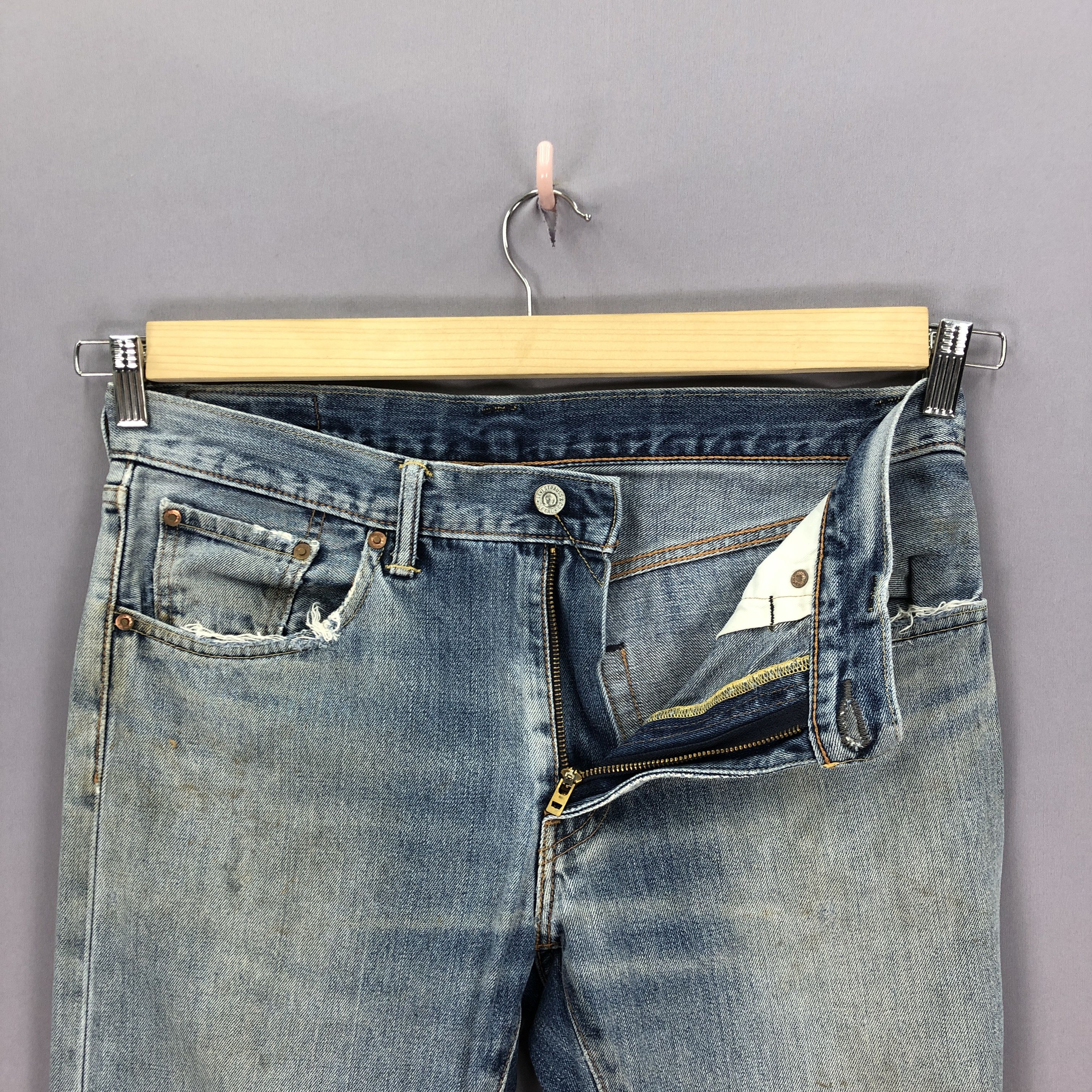 Levi's Vintage Levis 502 Faded Ripped Jeans Levi's Light Wash Denim Size US 34 / EU 50 - 6 Thumbnail