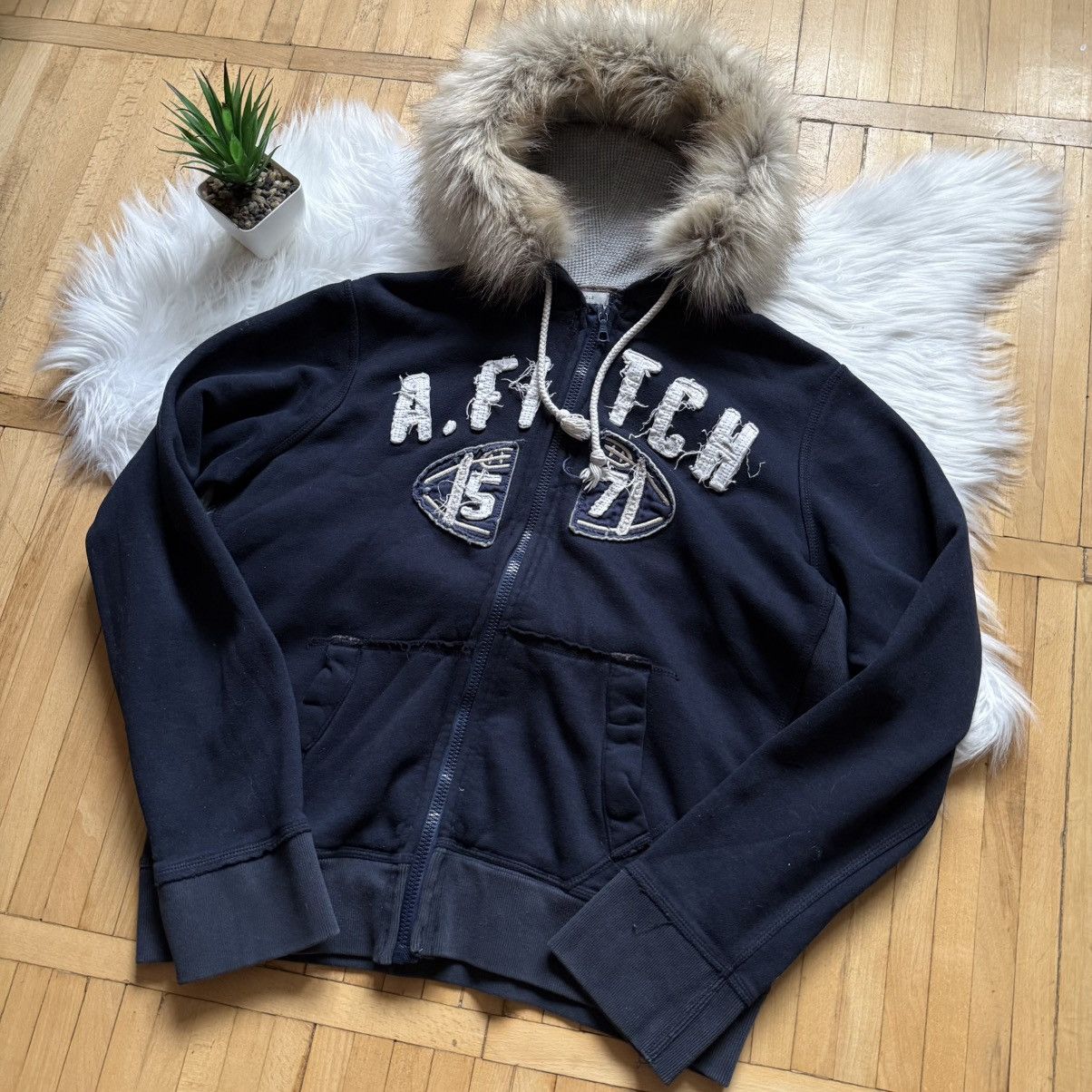 Abercrombie & Fitch 📌 Crazy Distress Abercrombie & Fitch Y2K Faux Fur Zip-Hoodie Size US L / EU 52-54 / 3 - 2 Thumbnail