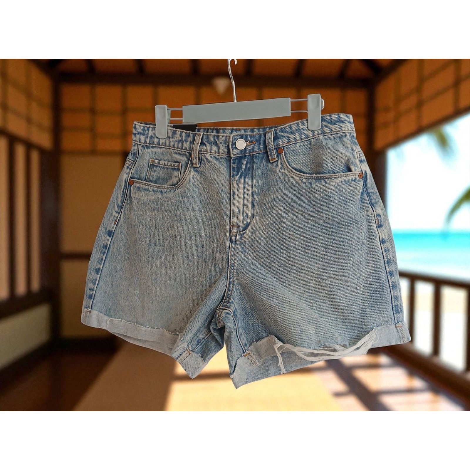 BLANKNYC BLANK NYC The Perry Mom Short - Size 28 - Light Blue - NWT Size 28" / US 6 / IT 42 - 6 Thumbnail