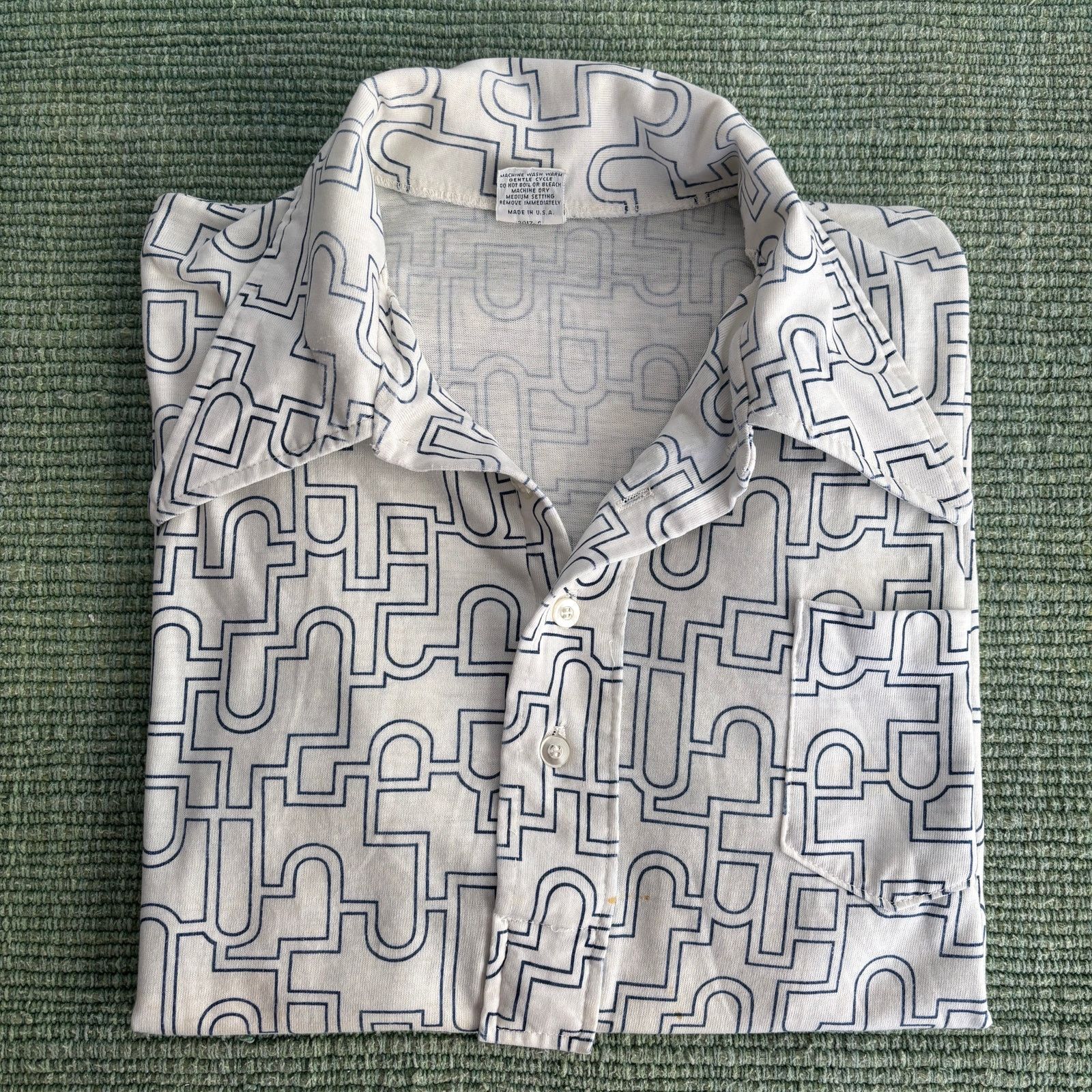 Vintage True vintage 70s pullover short sleeve collared shirt aop Size US L / EU 52-54 / 3 - 1 Thumbnail