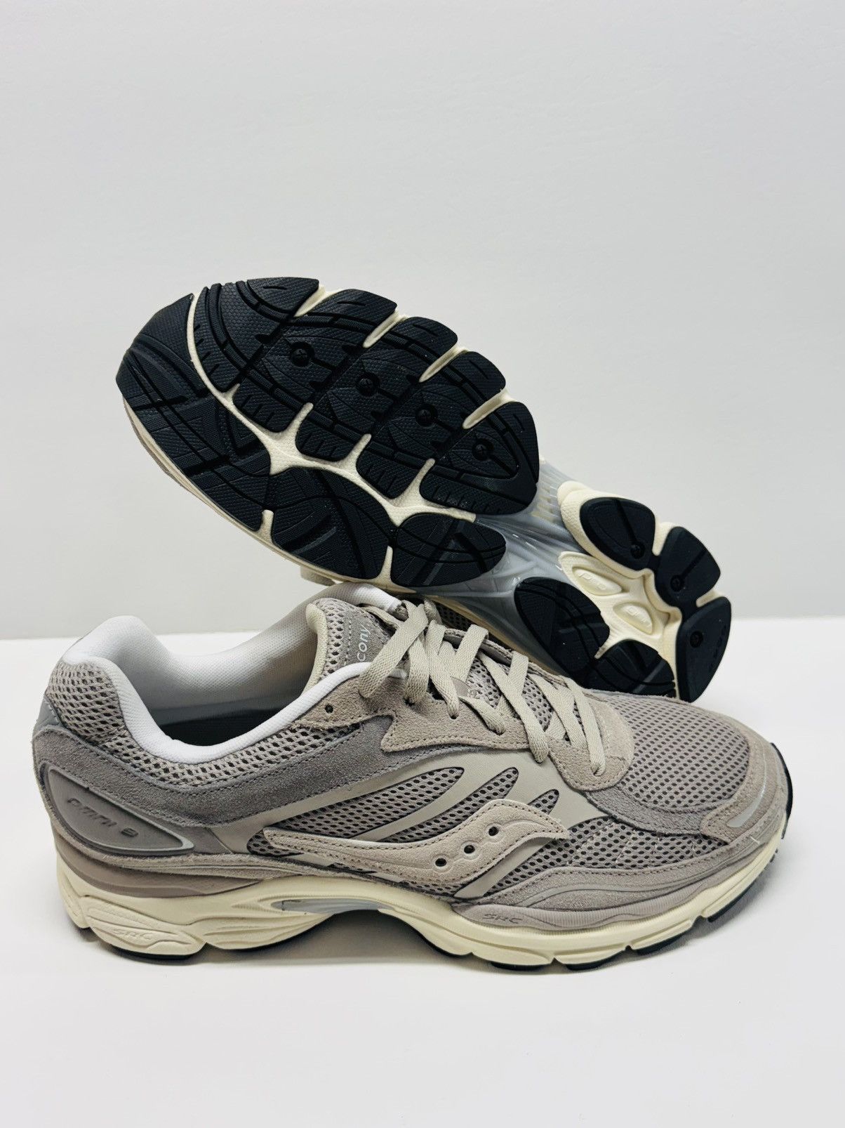 Saucony Saucony Progrid Omni 9 Sneakers Grey Size US 13 / EU 46 - 1 Thumbnail