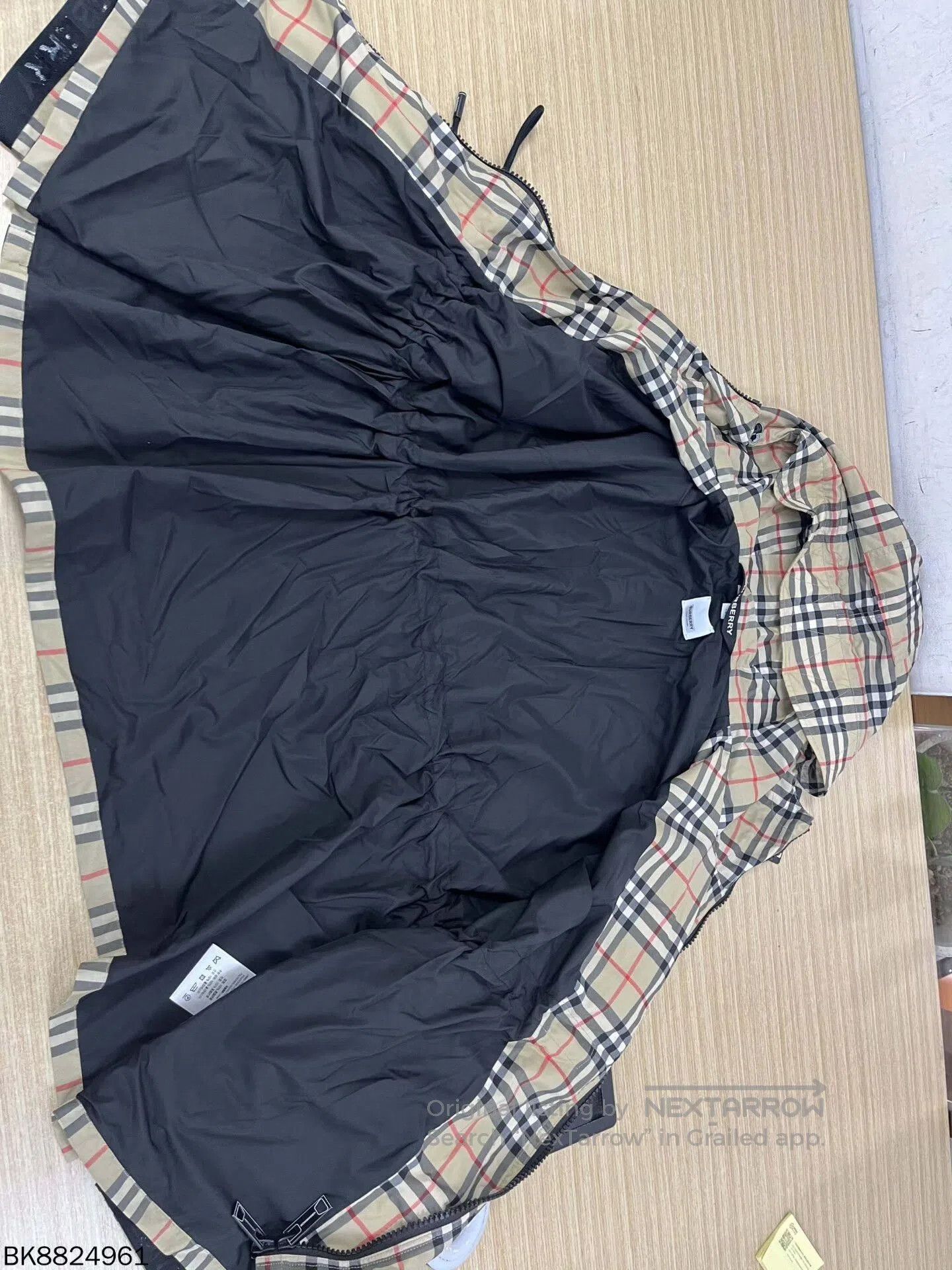 Burberry burberry classic check hooded jacket. Size US S / EU 44-46 / 1 - 6 Thumbnail