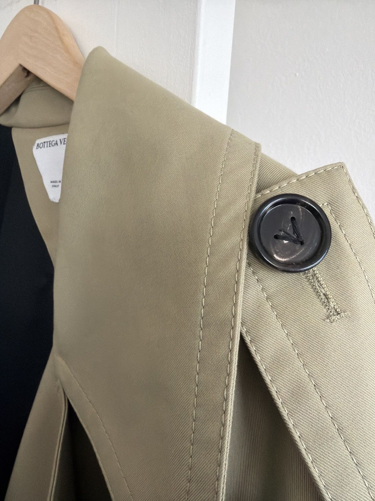 Bottega Veneta Fine Compact Cotton Twill Cropped Trench Coat Size US S / EU 44-46 / 1 - 10 Thumbnail