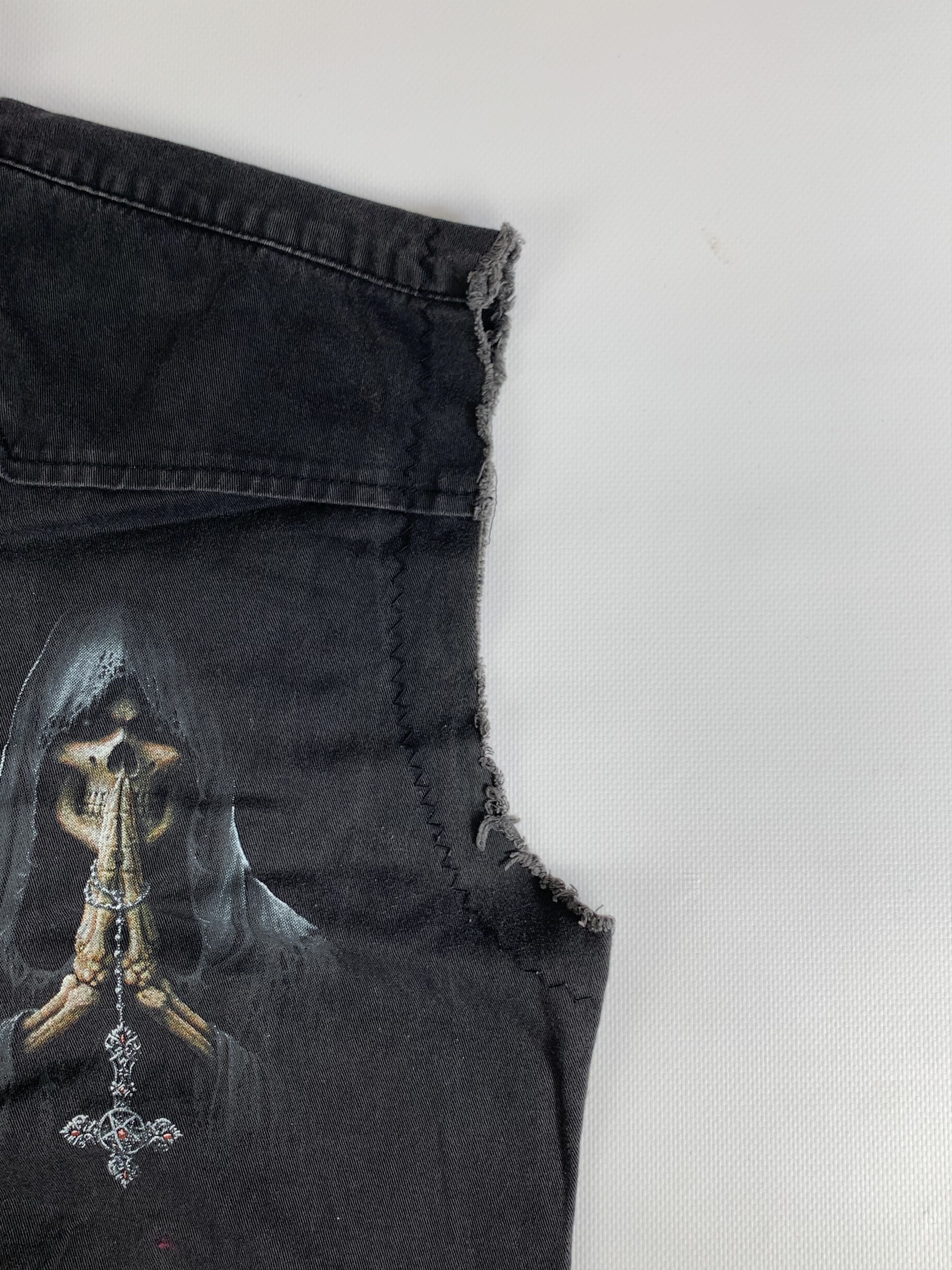 Vintage Vintage Death Skull Vest Jacket Size M Size US M / EU 48-50 / 2 - 3 Thumbnail