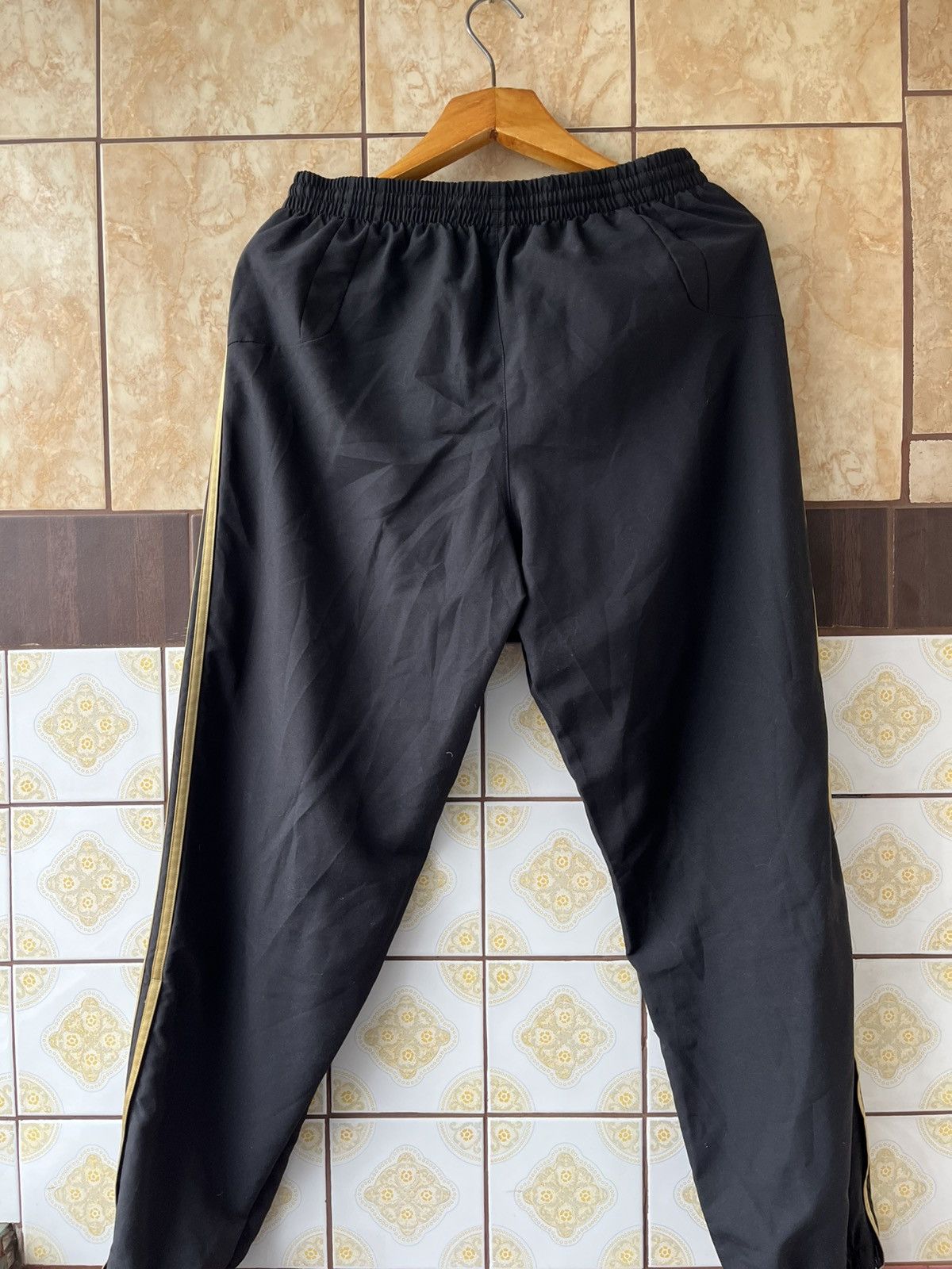 Adidas Real Madrid Adidas pants and jacket Size US L / EU 52-54 / 3 - 8 Thumbnail