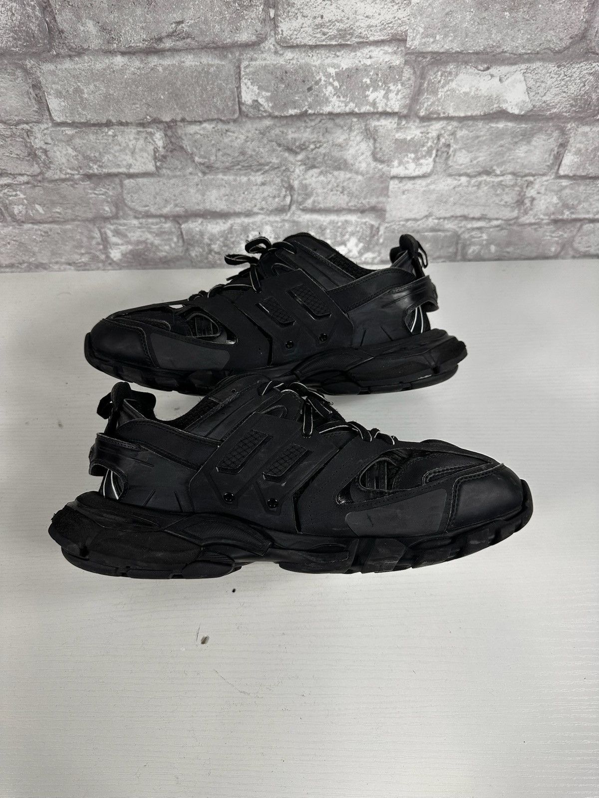 Balenciaga Balenciaga Tracks Size 11US/44EU Size US 11 / EU 44 - 2 Thumbnail