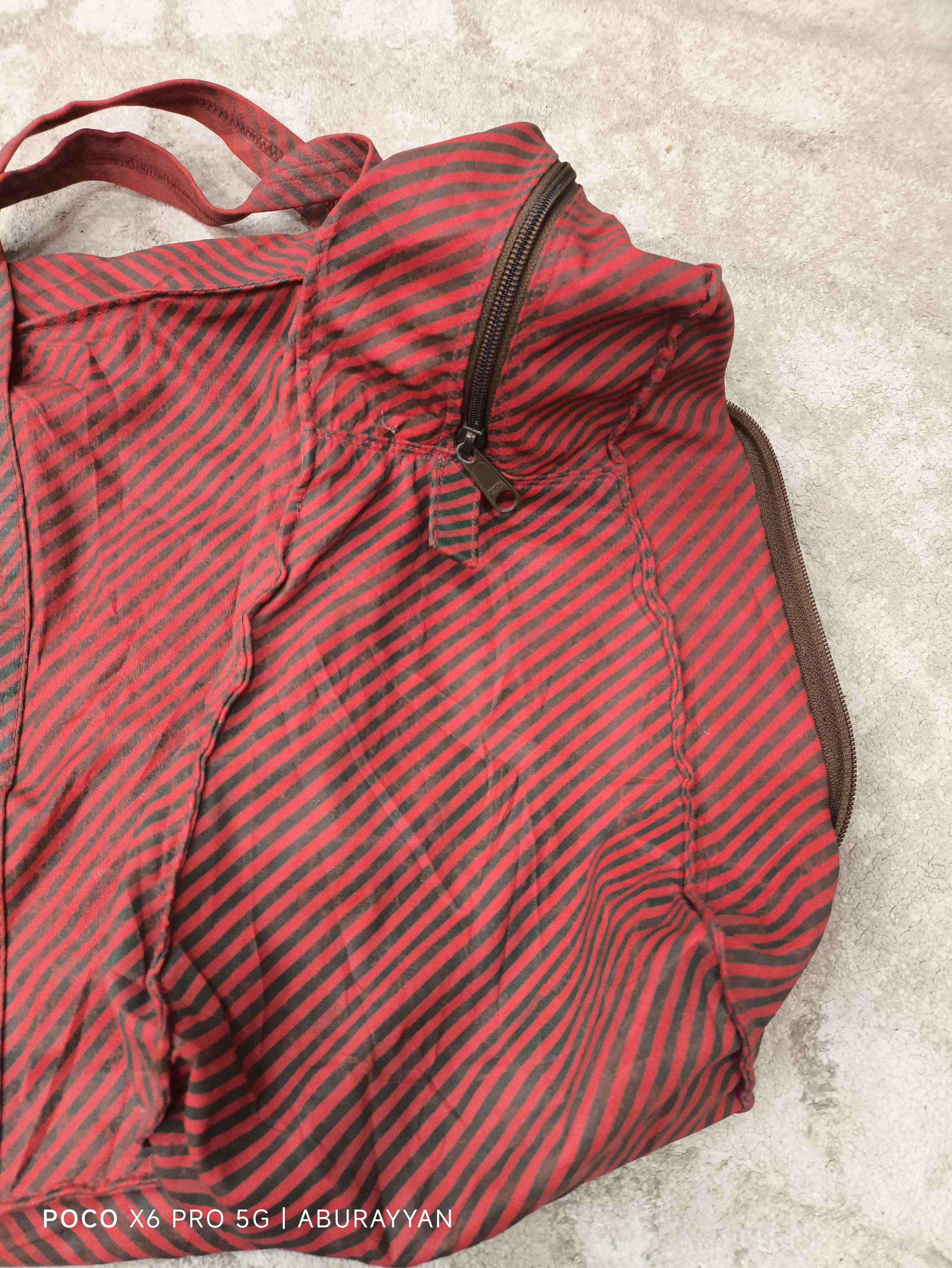 Gucci Gucci Vintage Green & Red Striped Vinyl Foldable Travel Bag Size ONE SIZE - 6 Thumbnail