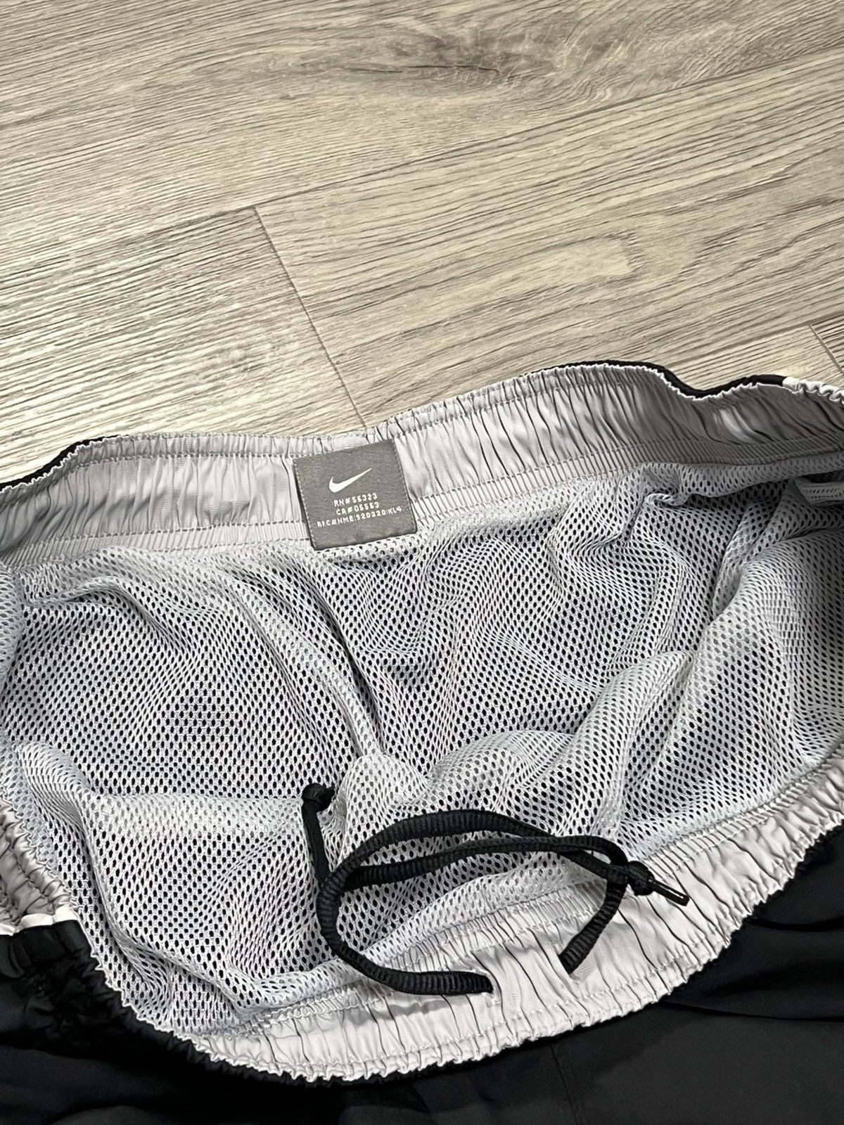 Nike × Vintage Nike vintage streetwear shorts Size US 34 / EU 50 - 8 Thumbnail