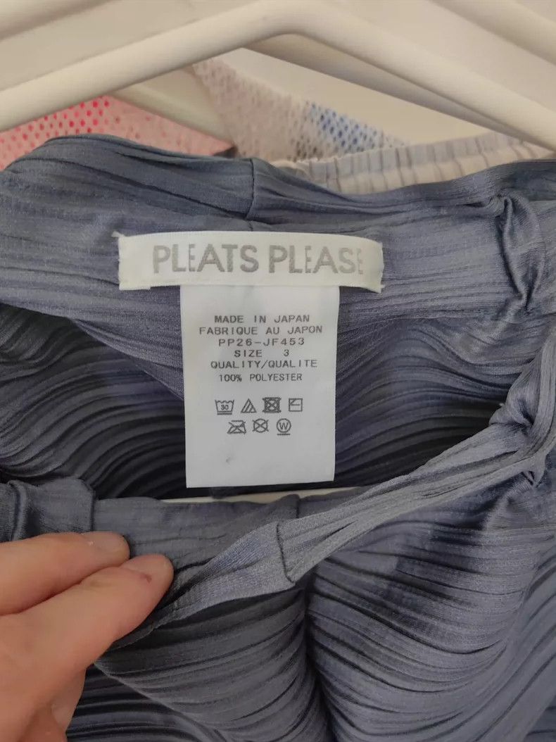 Issey Miyake Issey Miyake size:3 Grey horizontal striped chicken leg pa Size 31" - 2 Thumbnail