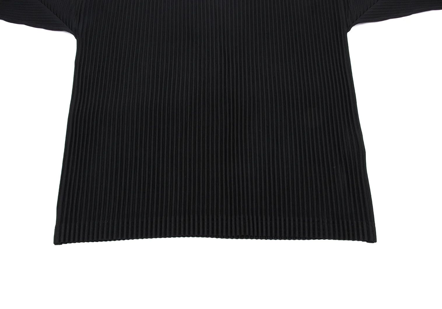 Issey Miyake Pleated Cutsew Top in Black Size 4 Size US XL / EU 56 / 4 - 5 Thumbnail