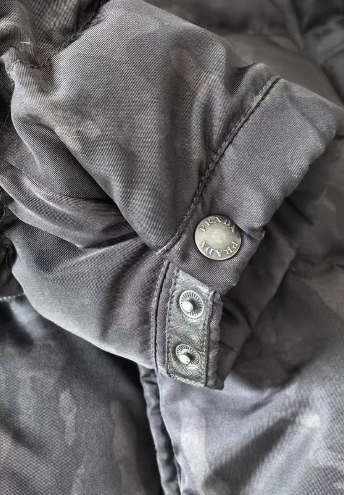 Prada Prada Camouflage dark pattern metal label down jacket Size US M / EU 48-50 / 2 - 4 Thumbnail