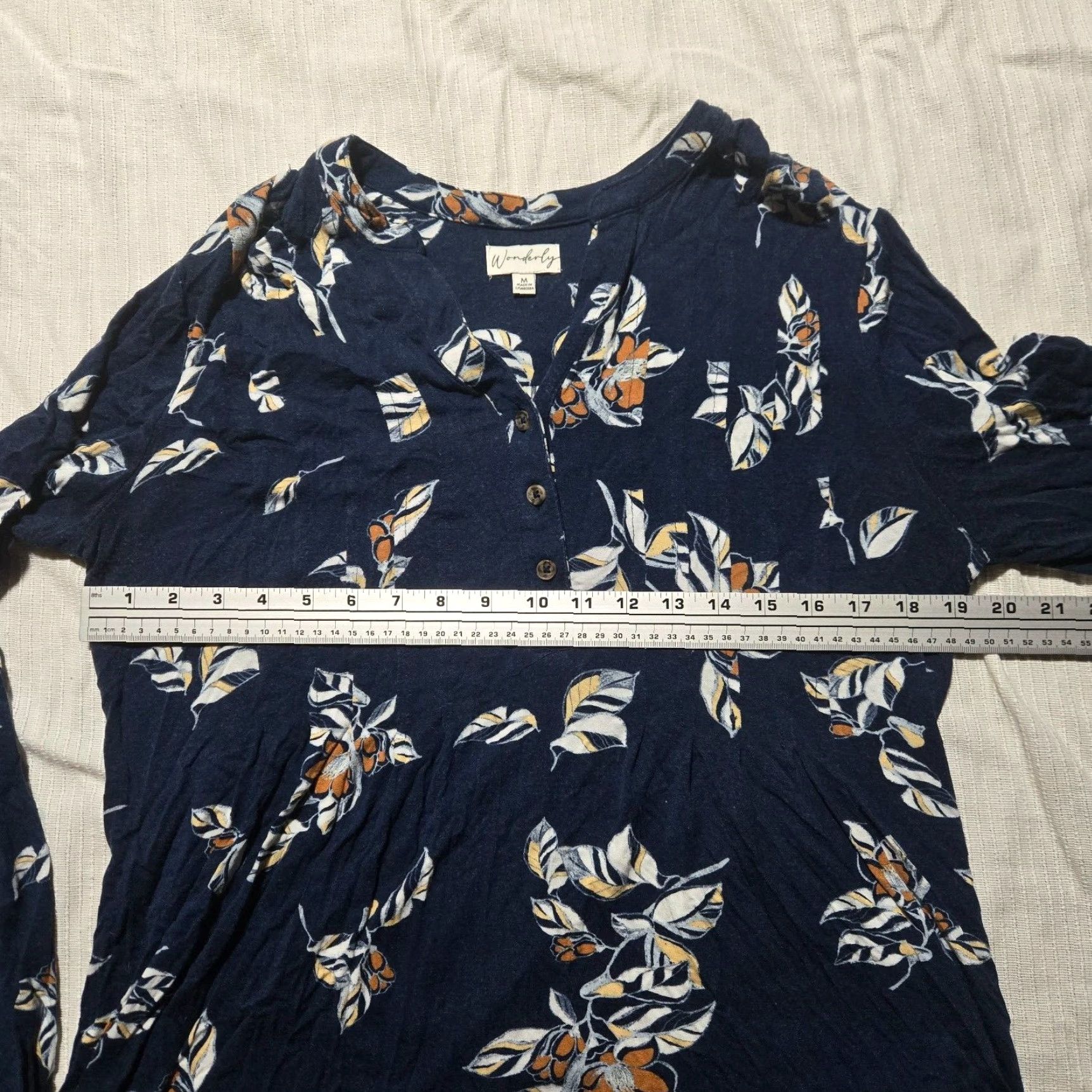 Vintage Wonerdfly Blue Floral Shirt Adult Women's M Medium Long Sleeve Scoop Neck Knit Blouse Tunic Flower Pattern Mens? Girls? Wait end: Women Size M / US 6-8 / IT 42-44 - 4 Thumbnail