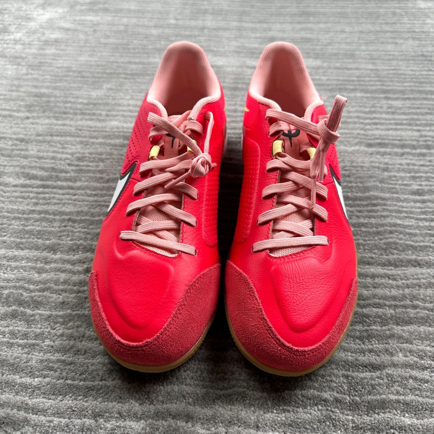 Nike Nike Tiempo Legend 9 Academy Mens 6.5 Red TF Low Top Soccer Football Shoes Size US M / EU 48-50 / 2 - 5 Thumbnail