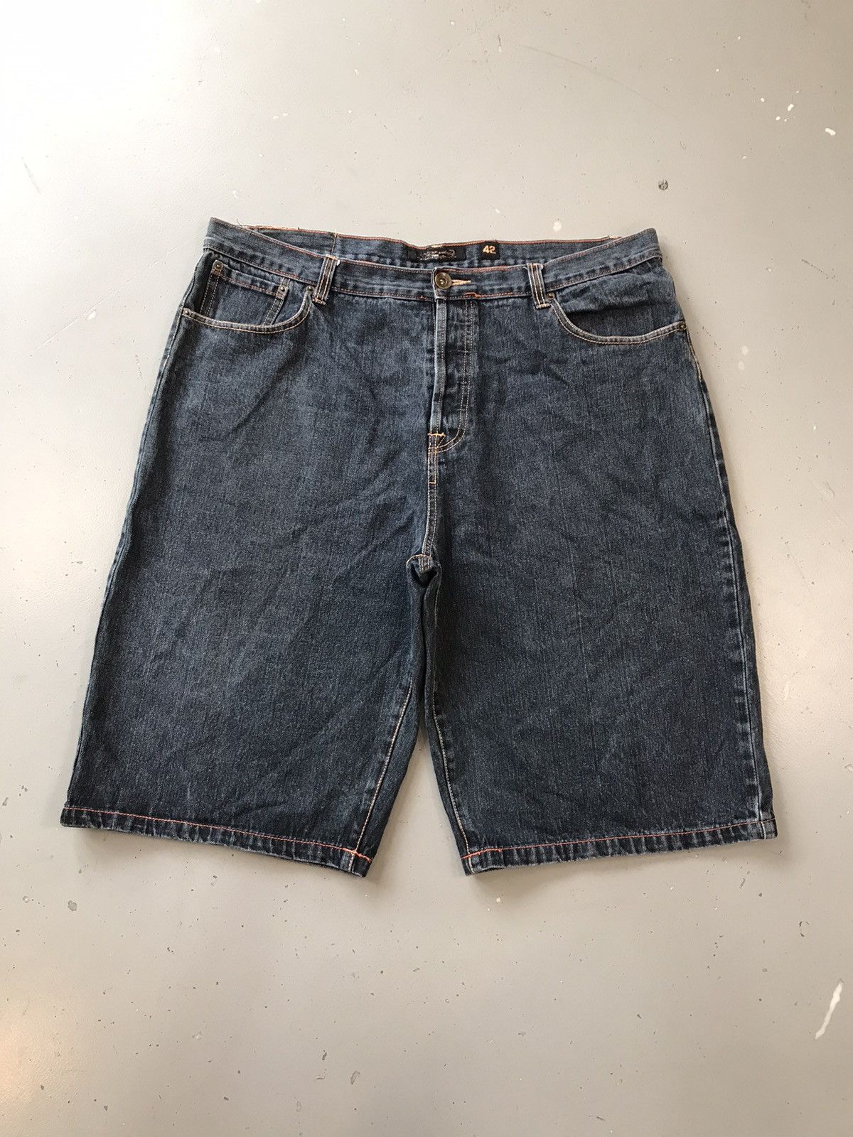 Christian Audigier × Ed Hardy × Vintage Vintage Edhardy crazy embroidered denim jort Size US 42 / EU 58 - 2 Thumbnail