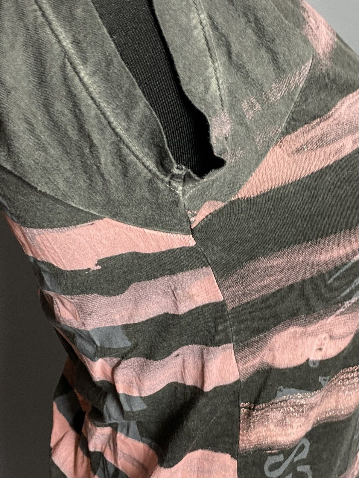 Diesel Diesel Women’s Graphic Stripe T-Shirt Size S Wash Pink Logo Size S / US 4 / IT 40 - 11 Thumbnail