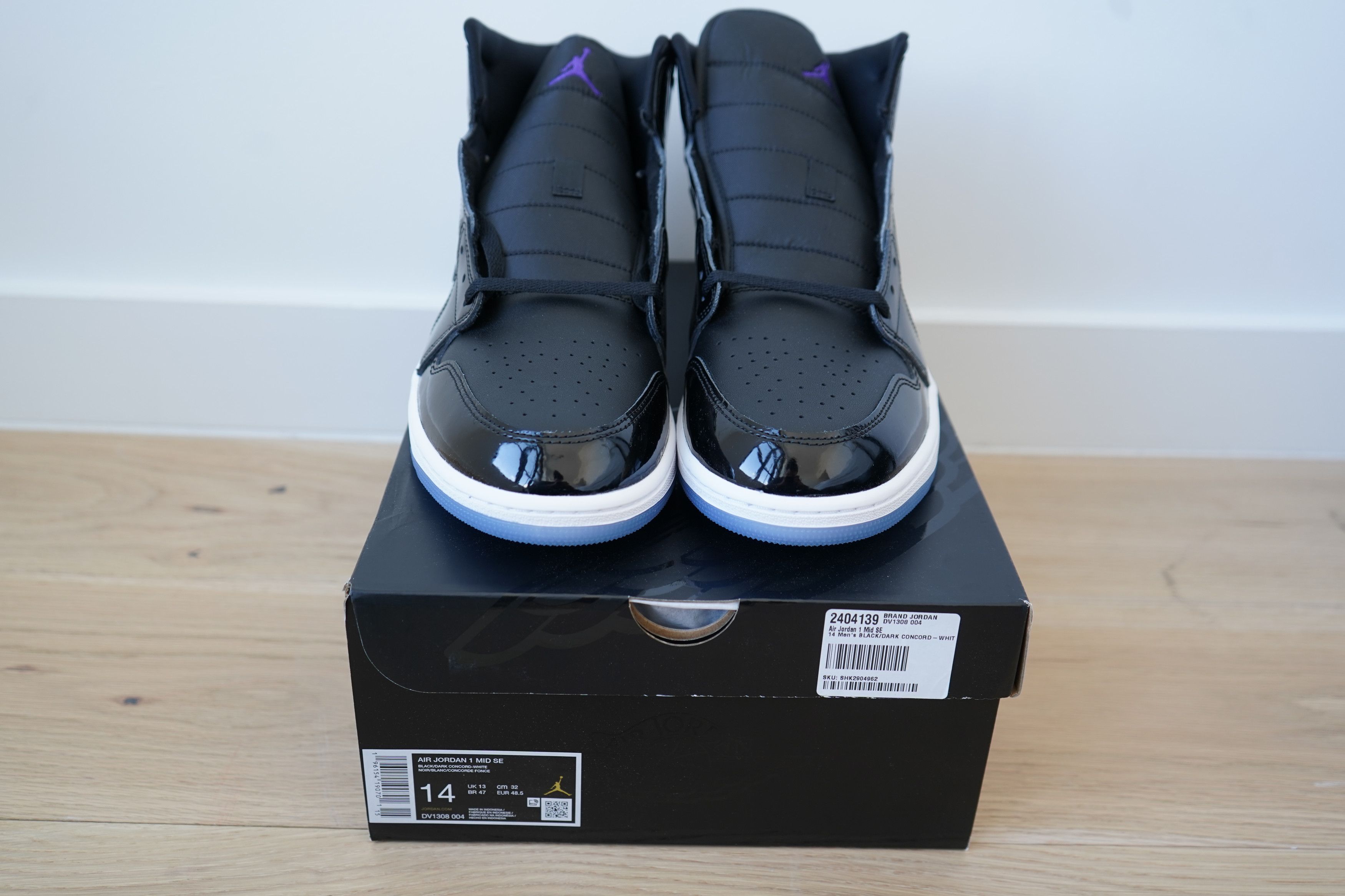Jordan Brand Air Jordan 1 Mid SE "Space Jam" Size US 14 / EU 47 - 3 Thumbnail