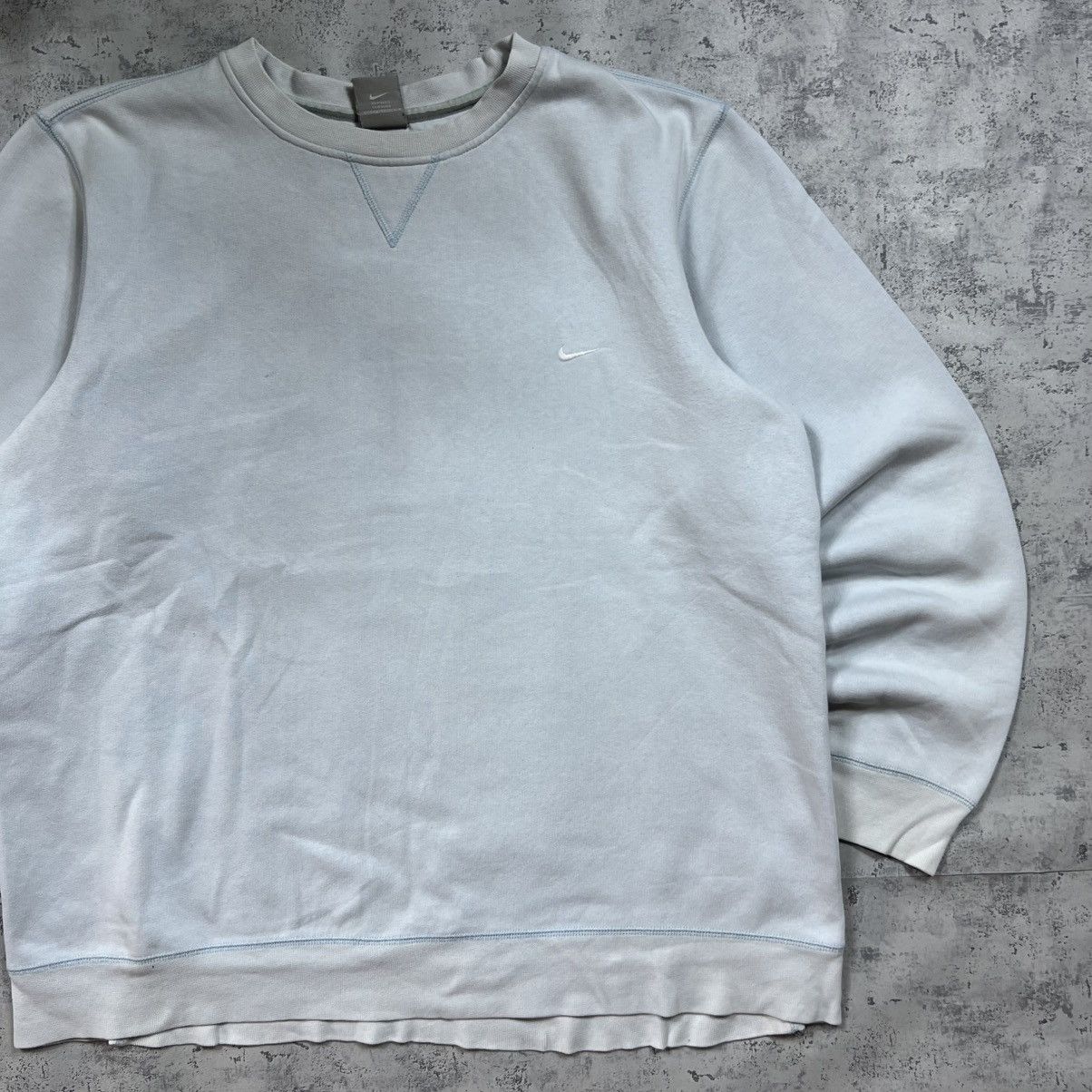 Nike 90s Nike Swoosh Vintage Y2K Oversized Blank Retro Sweatshirt Size US L / EU 52-54 / 3 - 3 Thumbnail
