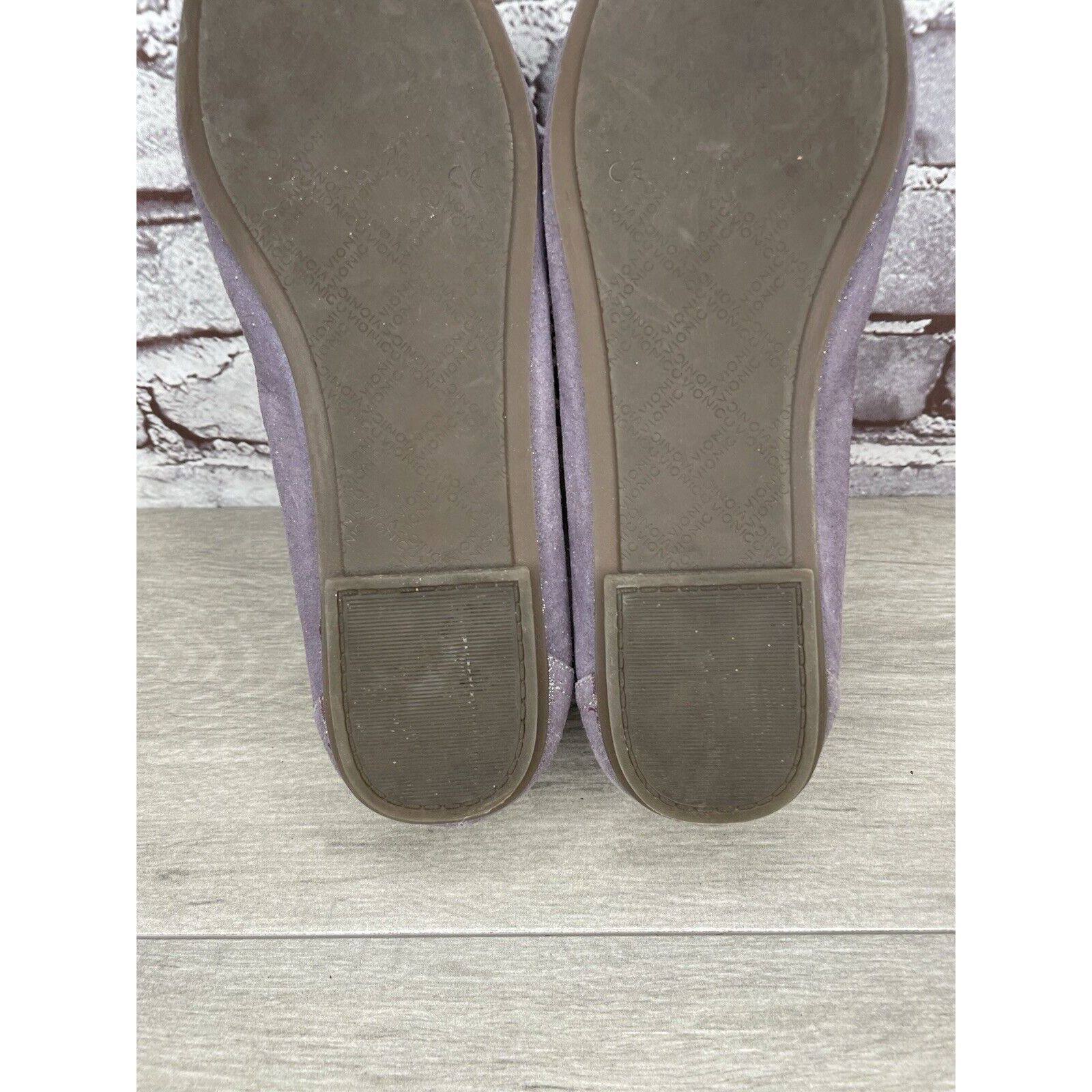 Other Vionic Caroll Metallic Shimmer Pewter Purple Leather Flats W Size US 9.5 / IT 39.5 - 7 Thumbnail