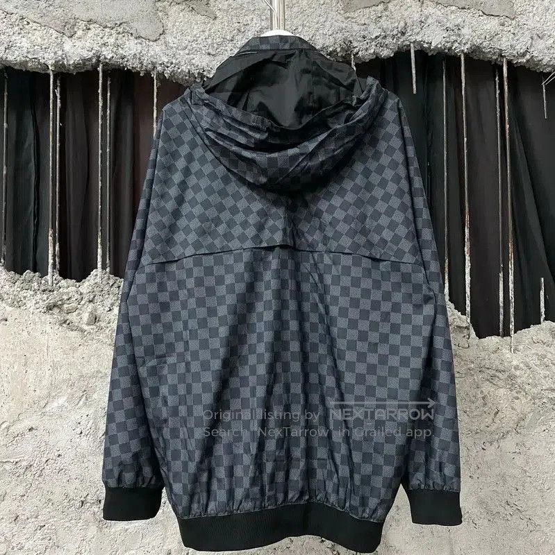 Louis Vuitton Louis Vuitton Long. Size US M / EU 48-50 / 2 - 6 Thumbnail