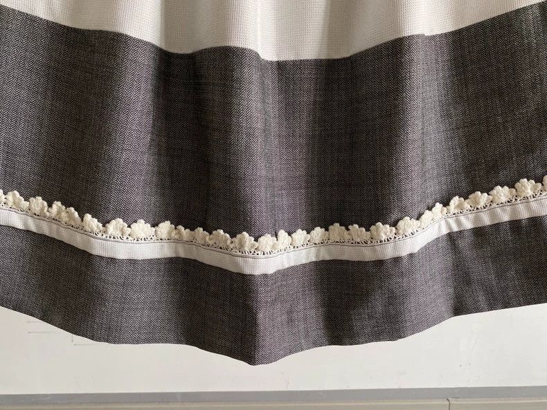 Comme des Garcons Comme Des Garcons size 均码 Patchwork lace-embellished wool- Size 24" / US 00 / IT 34 - 5 Thumbnail