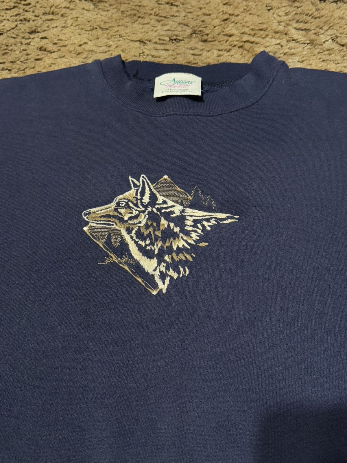 Vintage Vintage Wolf Mountain Art Crewneck Navy Blue XLarge Size US XL / EU 56 / 4 - 2 Thumbnail