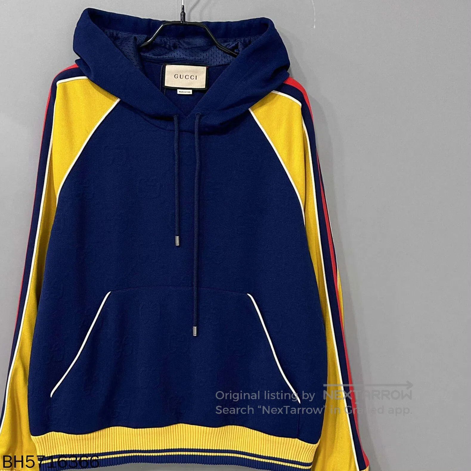 Gucci gucci logo print hoodie in blue and yellow. Size US M / EU 48-50 / 2 - 3 Thumbnail