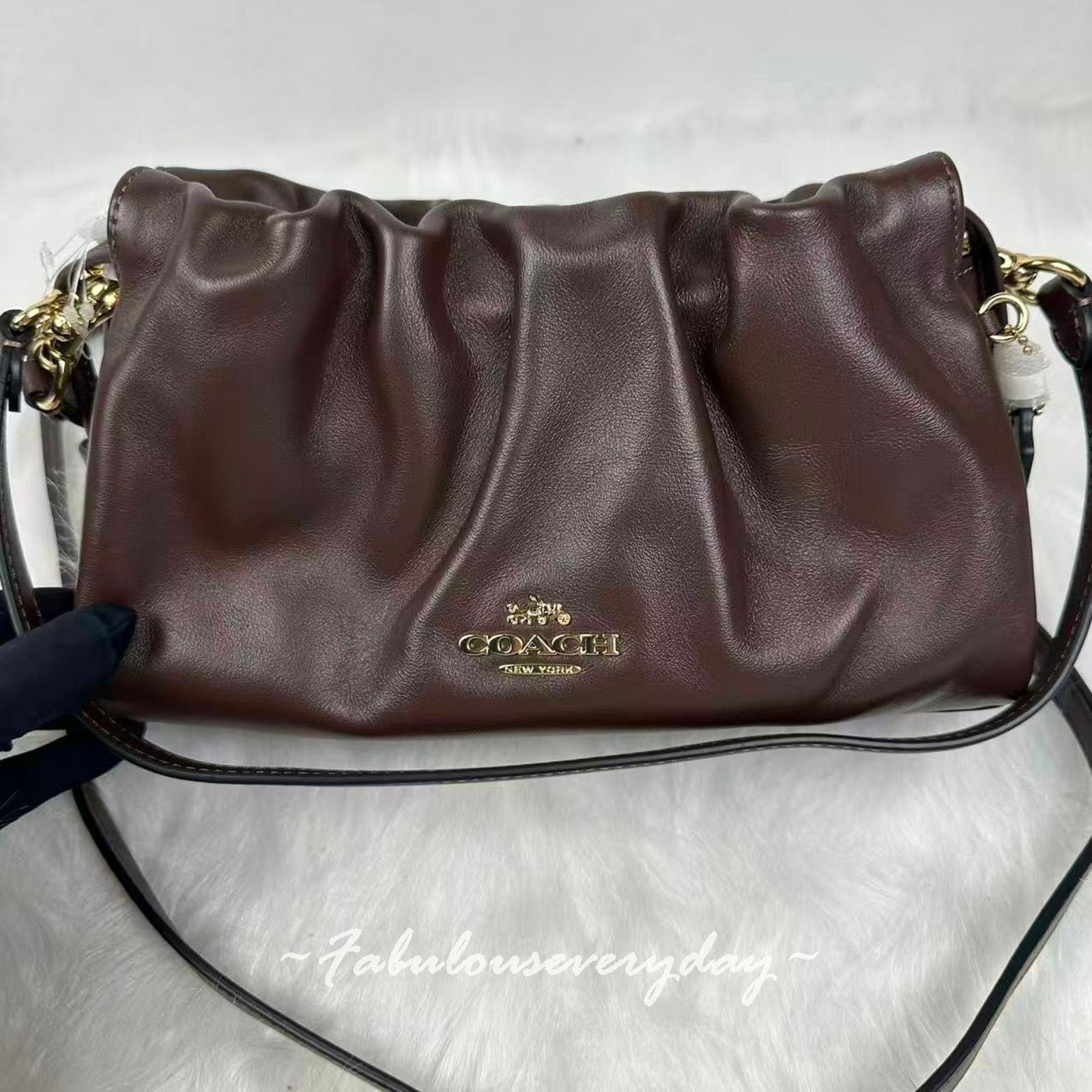 Coach Coach Faye Shoulder Bag Crossbody Leather/Gold/Maple CV529 Size ONE SIZE - 2 Thumbnail