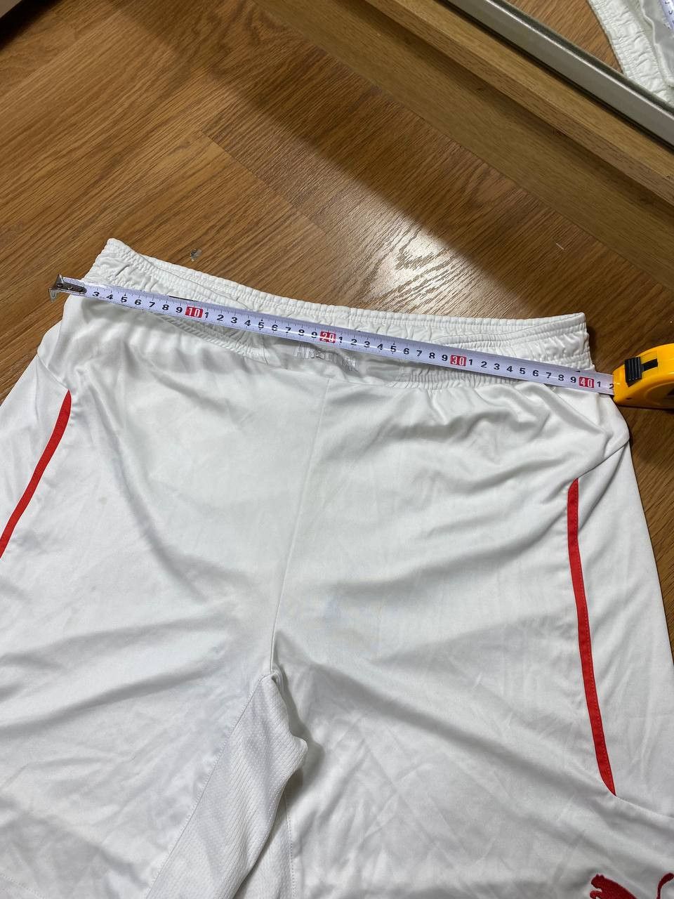Puma × Vintage Arsenal x Puma Sportswear Soccer Shorts In White Size US 32 / EU 48 - 12 Thumbnail