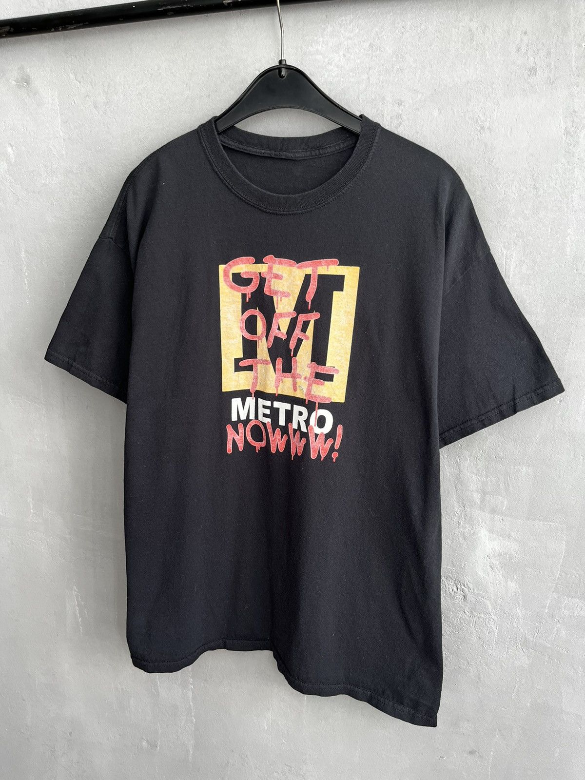 Designer × Vintage Metro nowww t shirt vintage Size US L / EU 52-54 / 3 - 1 Thumbnail