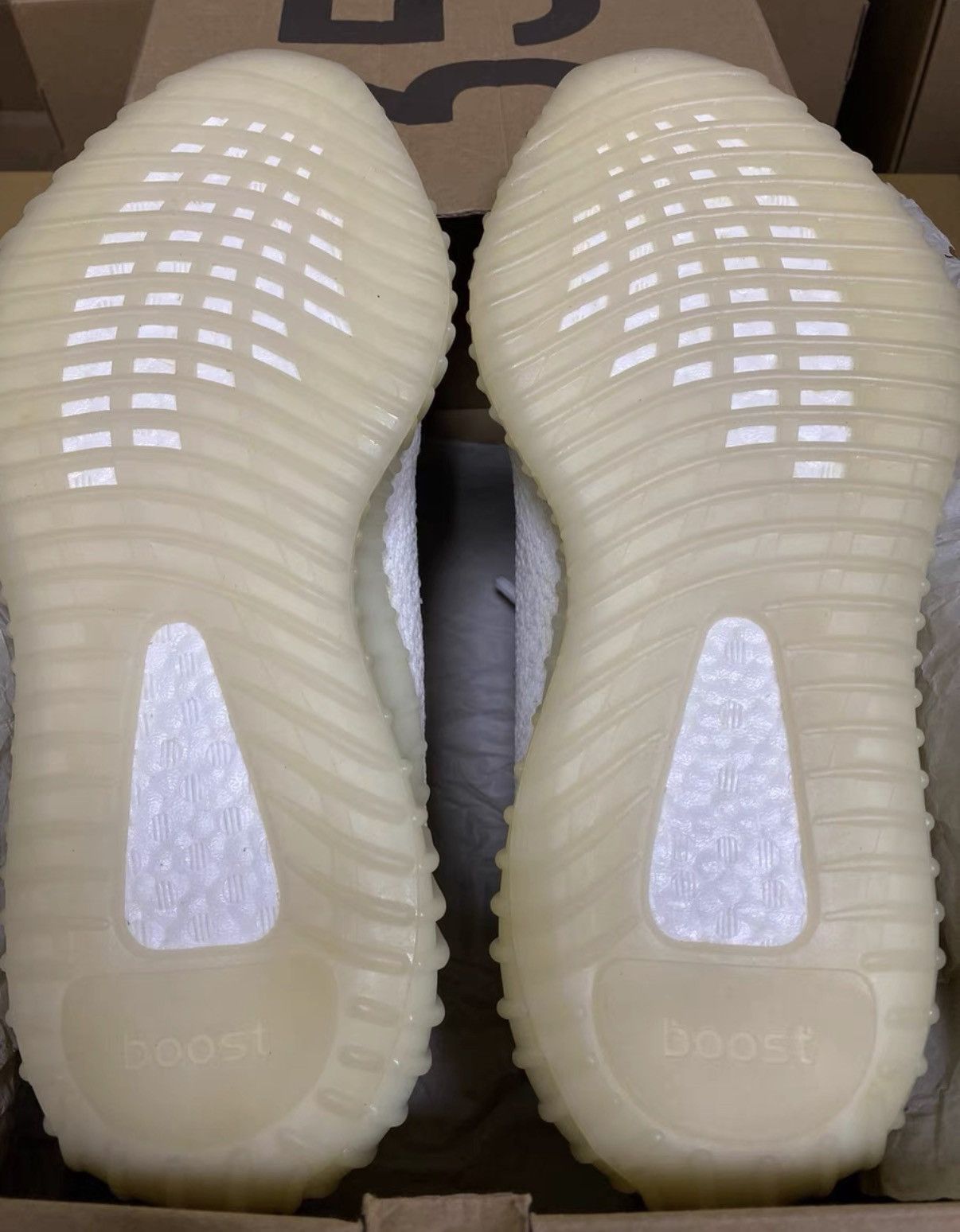 Adidas Adidas Yeezy 350 Cream White K37 Size US 8 / EU 41 - 8 Thumbnail