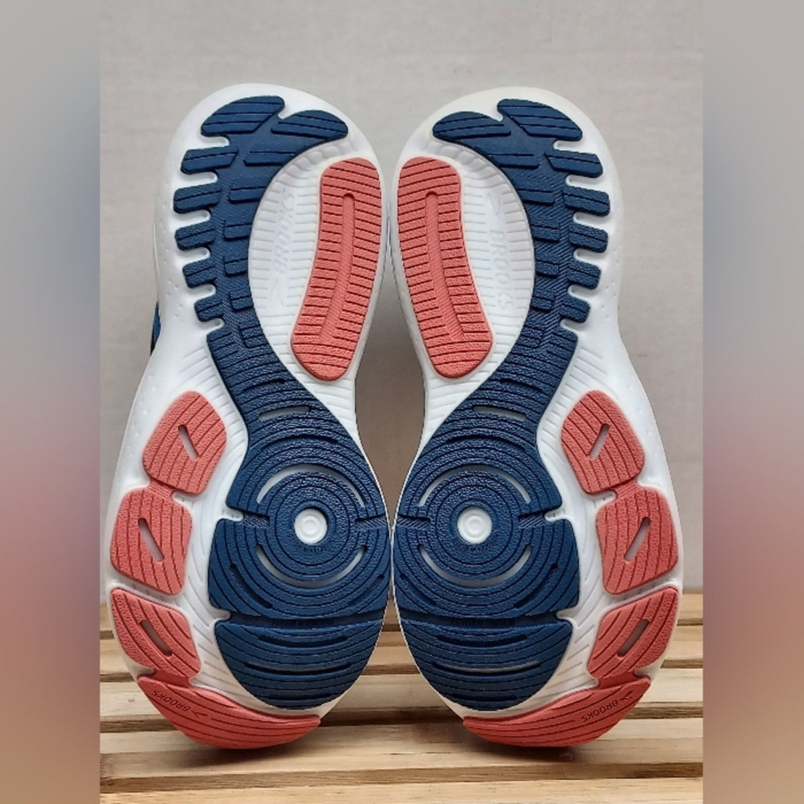 Brooks Brooks Womens Blue Glycerin 21 GTS Athletic Shoes Size 8.5D Size US 8.5 / IT 38.5 - 4 Thumbnail