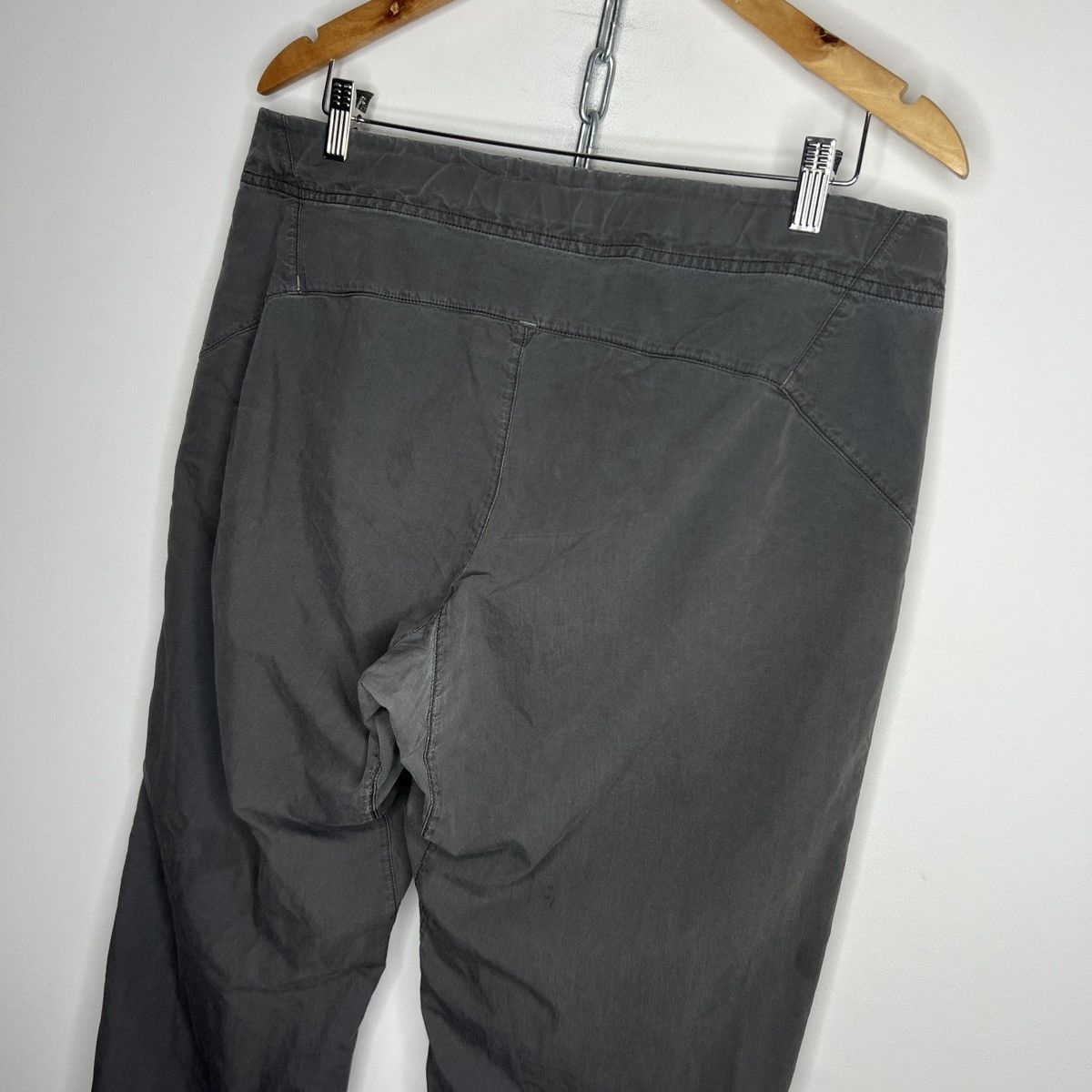 Arc'teryx Vintage Arcteryx Double Knee Cargo Work Pants Travis Style Size US 34 / EU 50 - 8 Thumbnail