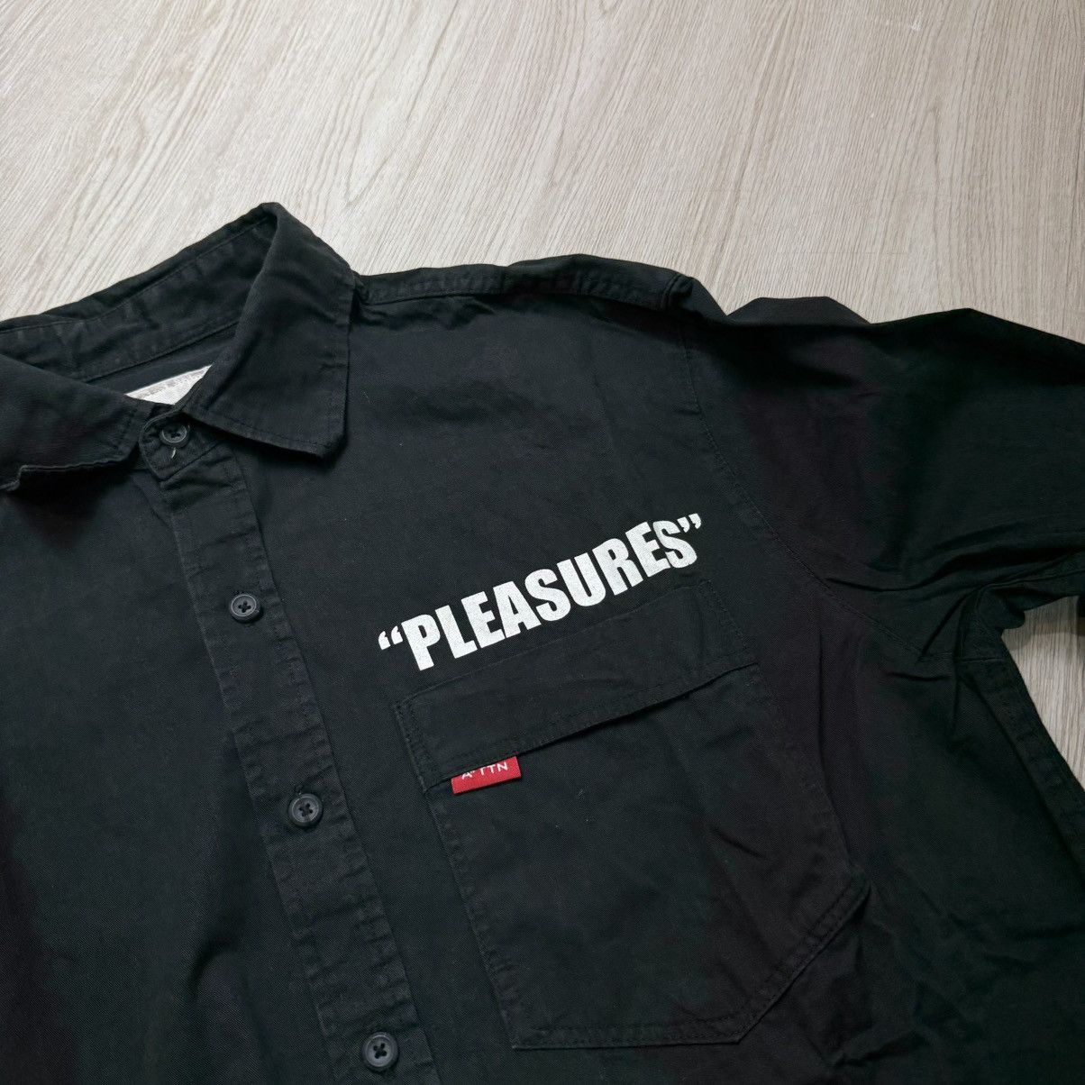 Japanese Brand PLEASURES attention minor threat back print button up shirt Size US L / EU 52-54 / 3 - 5 Thumbnail