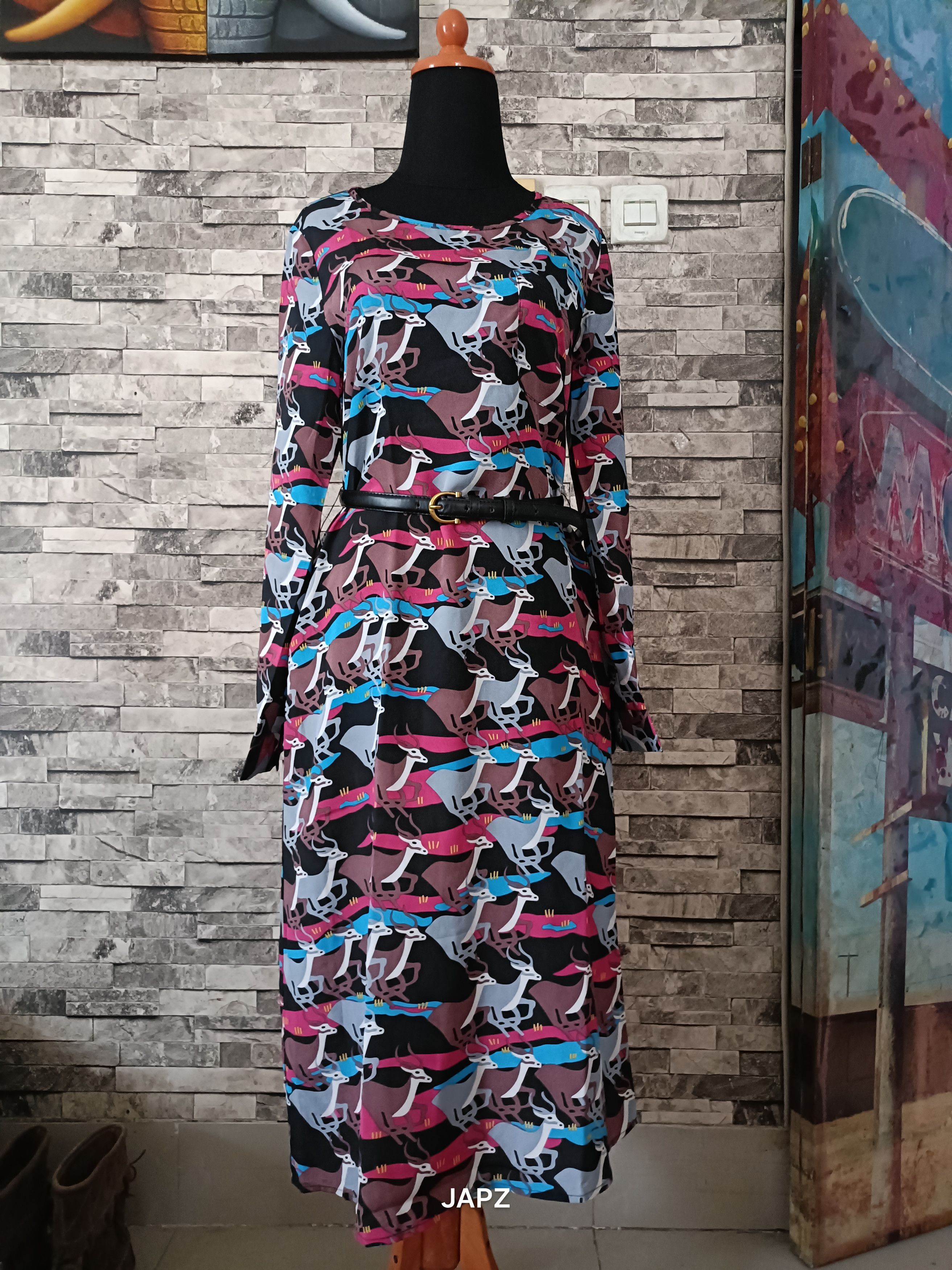 Marc by Marc Jacobs Marc by marc Jacobs silk deer print maxi dress Size S / US 4 / IT 40 - 2 Thumbnail