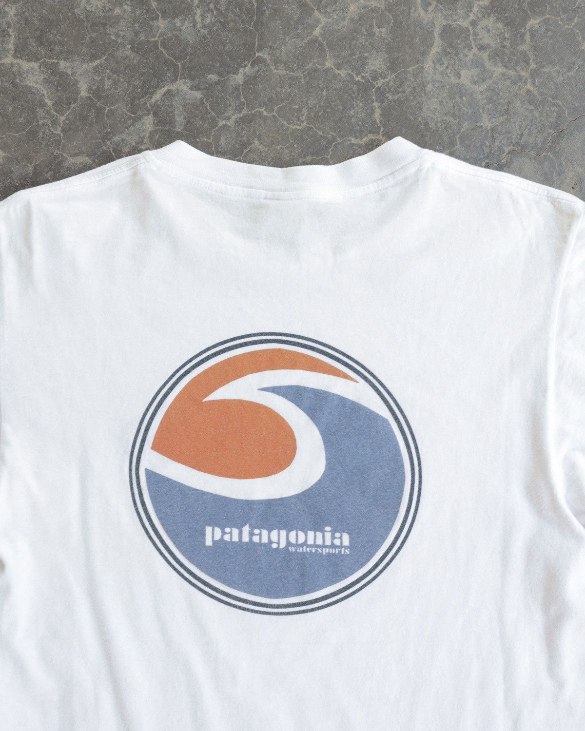 Patagonia Vintage Patagonia Beneficial Watersports Wave White Tee USA Size US S / EU 44-46 / 1 - 2 Thumbnail